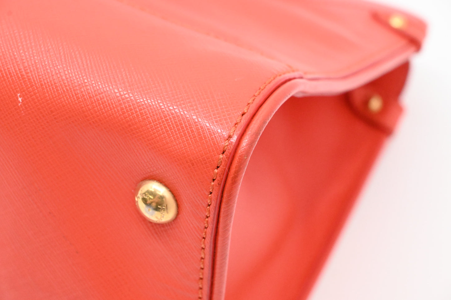 Ferragamo Handbag in Vermilion Red Leather
