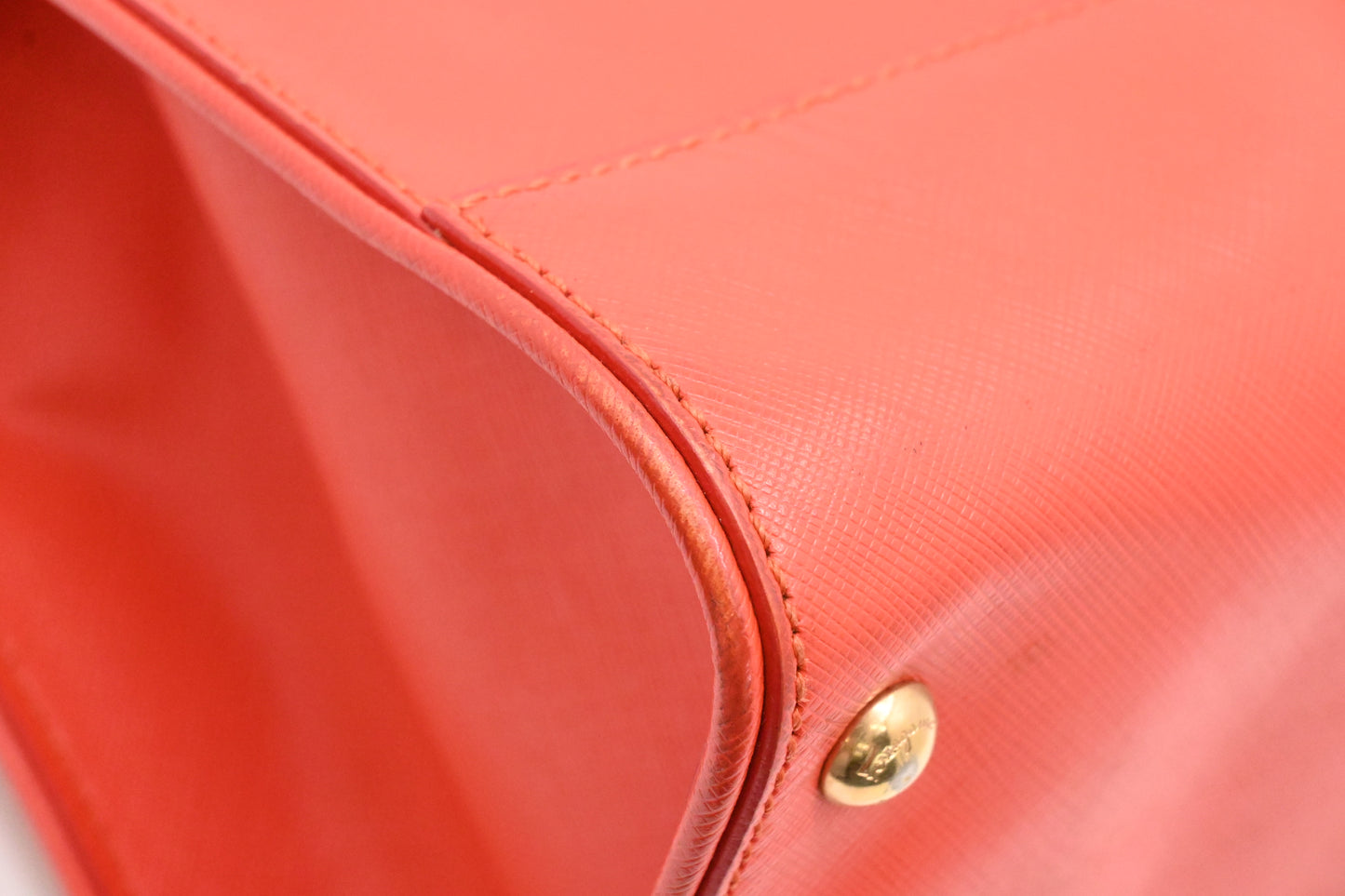 Ferragamo Handbag in Vermilion Red Leather