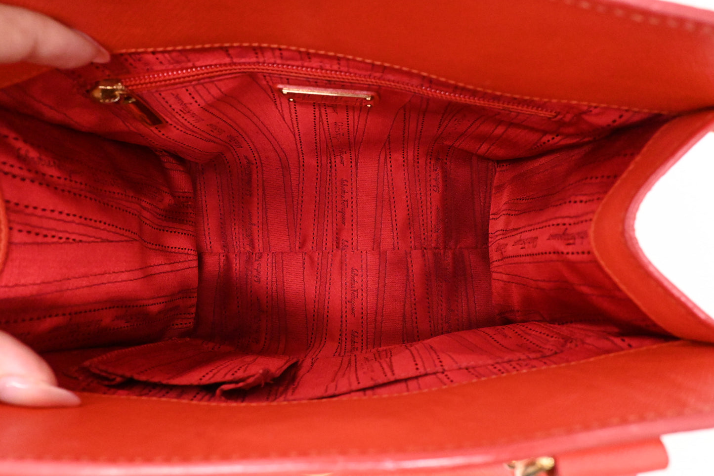 Ferragamo Handbag in Vermilion Red Leather