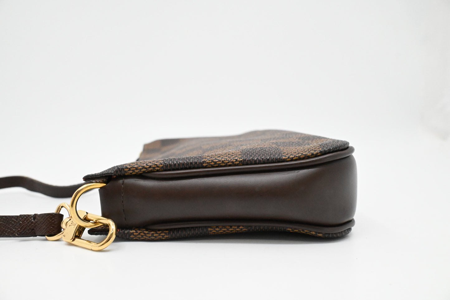 Louis Vuitton Navona Pochette Accessoires in Damier Ebene Canvas