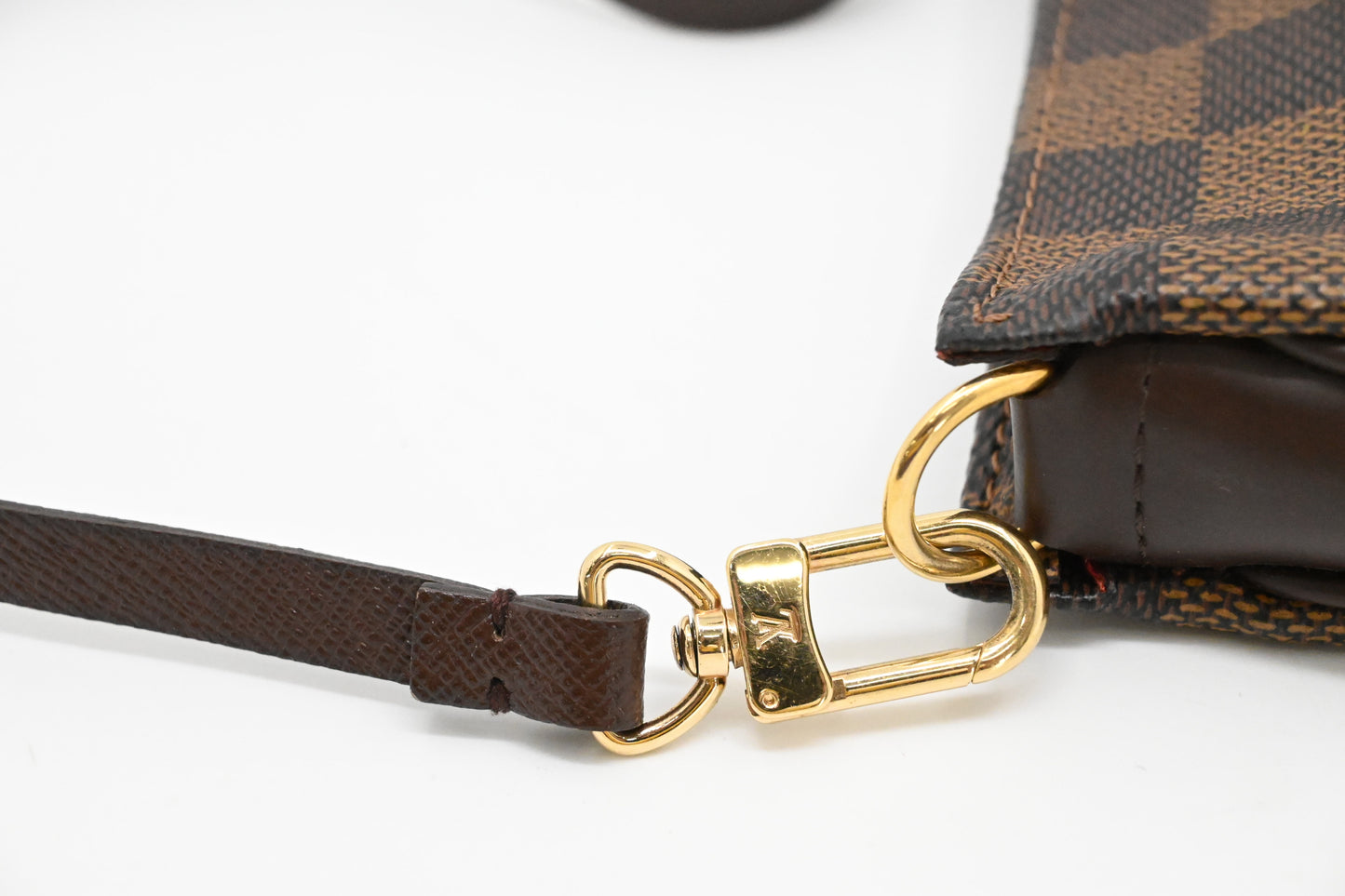 Louis Vuitton Navona Pochette Accessoires in Damier Ebene Canvas