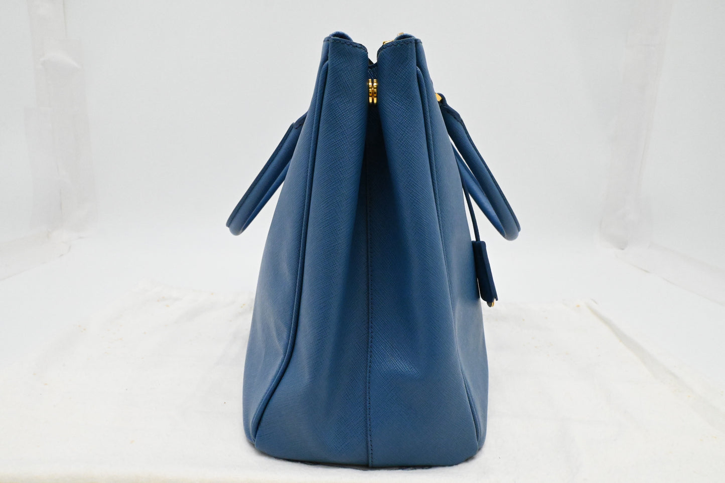 Prada Galleria Large in Blue Saffiano Leather