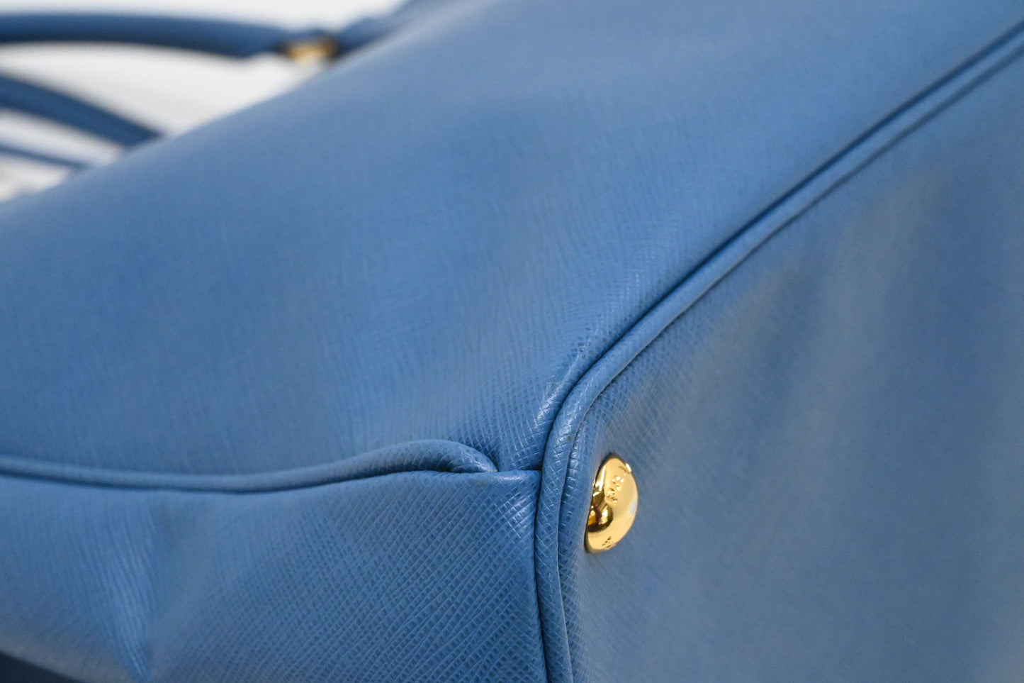 Prada Galleria Large in Blue Saffiano Leather