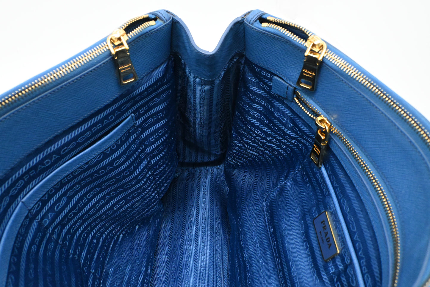 Prada Galleria Large in Blue Saffiano Leather