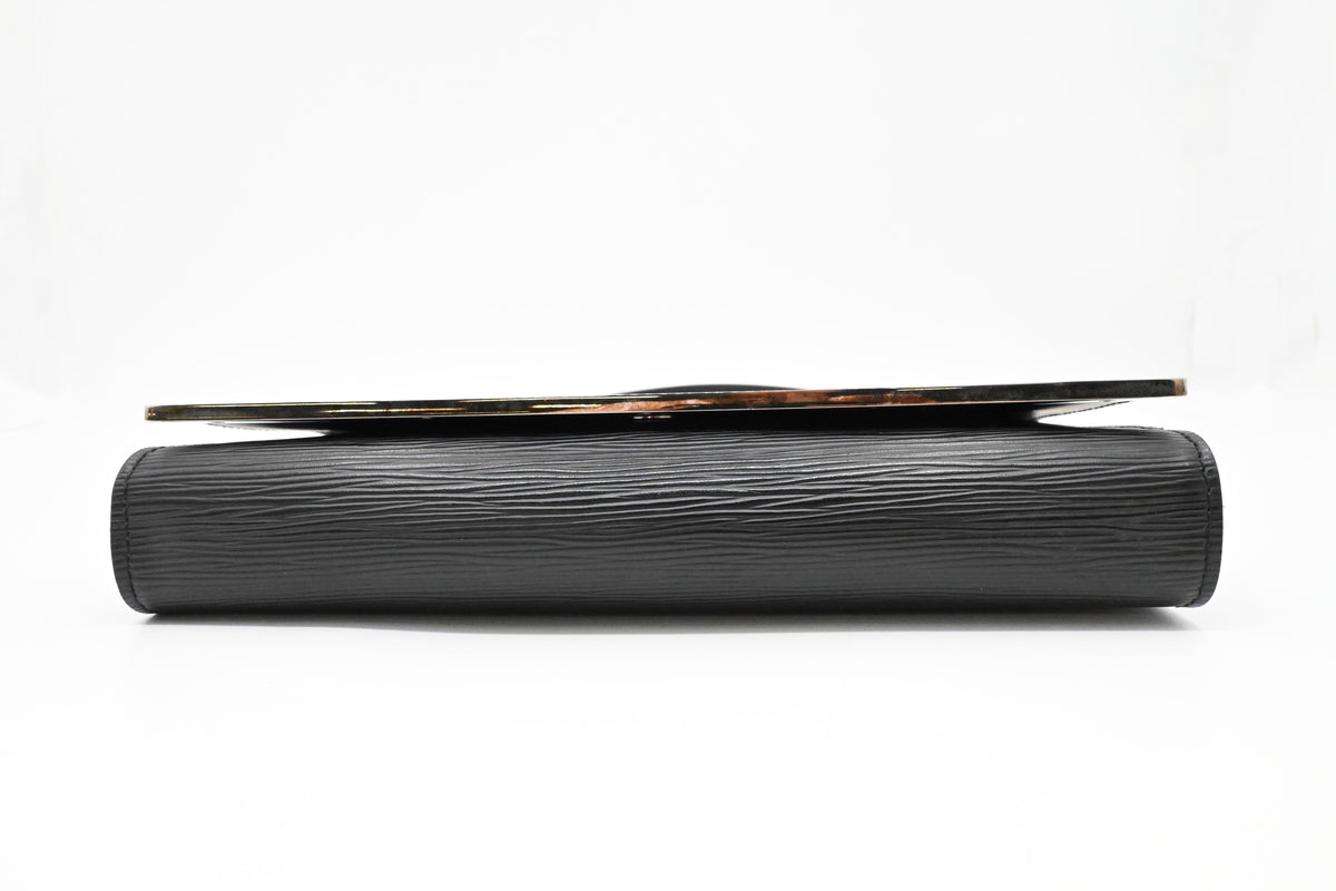 Louis Vuitton Pochette Sevigne in Black Epi Leather