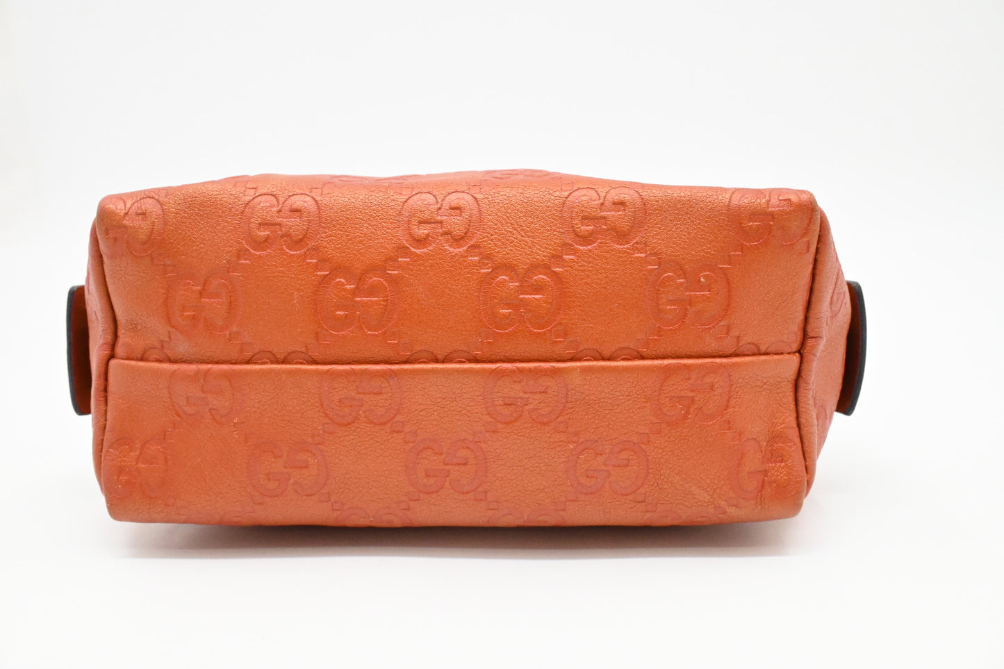 Gucci Pouch in Metallic Orange Guccissima Leather