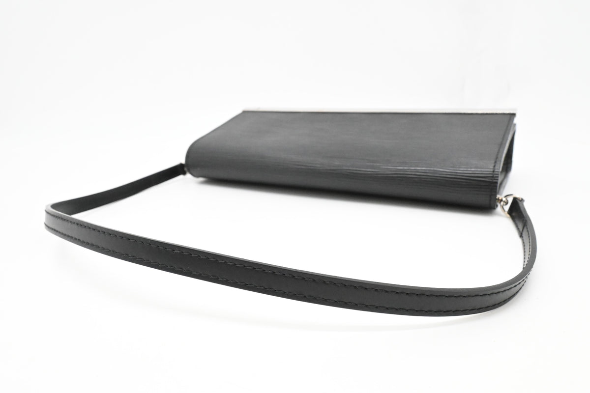 Louis Vuitton Pochette Sevigne in Black Epi Leather