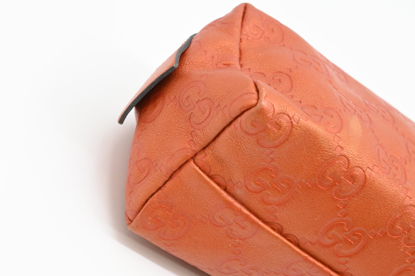 Gucci Pouch in Metallic Orange Guccissima Leather