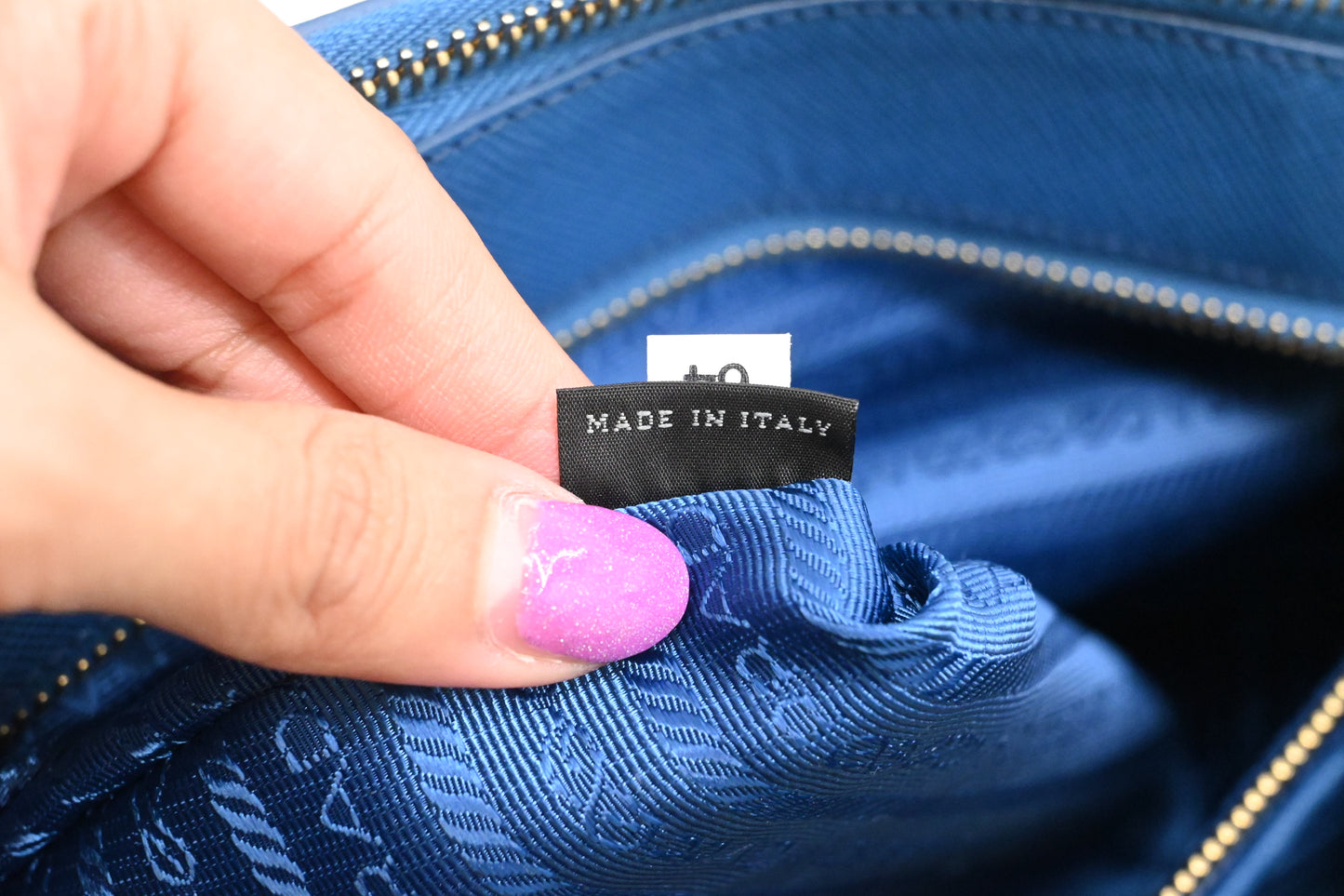 Prada Galleria Large in Blue Saffiano Leather