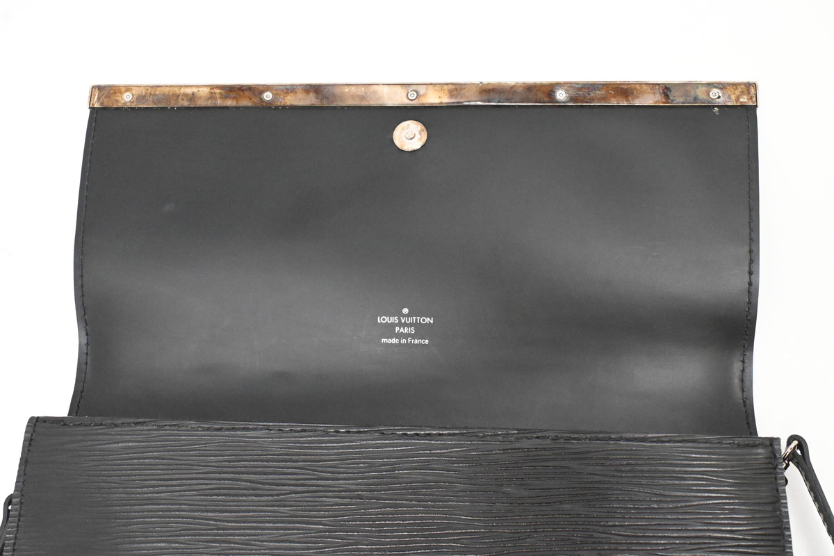 Louis Vuitton Pochette Sevigne in Black Epi Leather