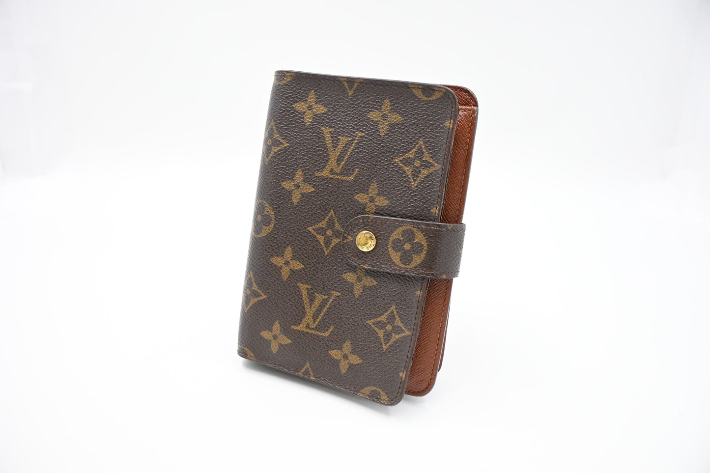 Louis Vuitton Wallet in Monogram Canvas