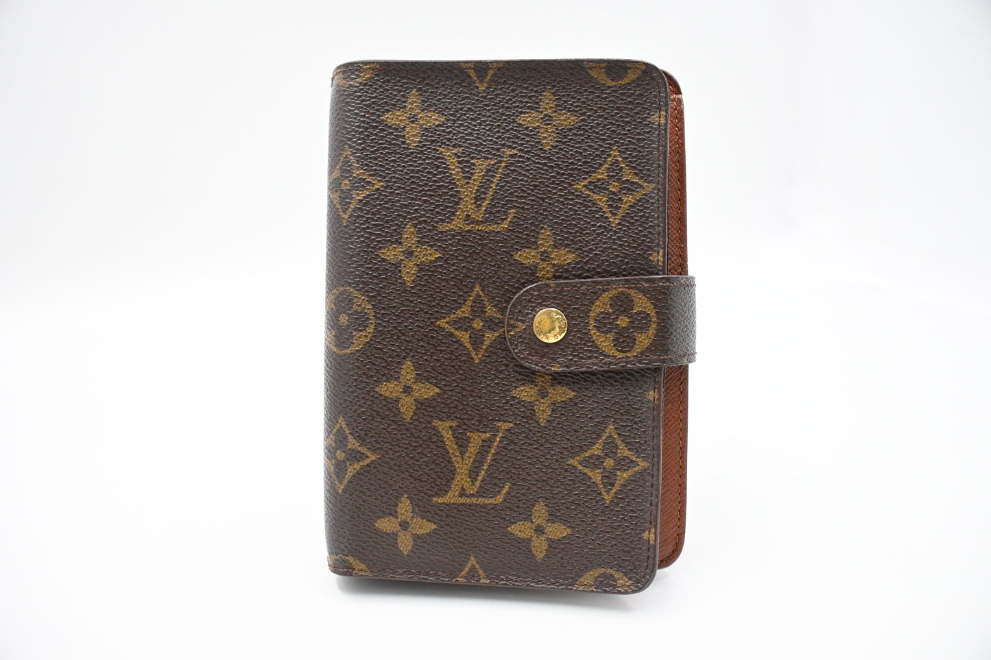 Louis Vuitton Wallet in Monogram Canvas
