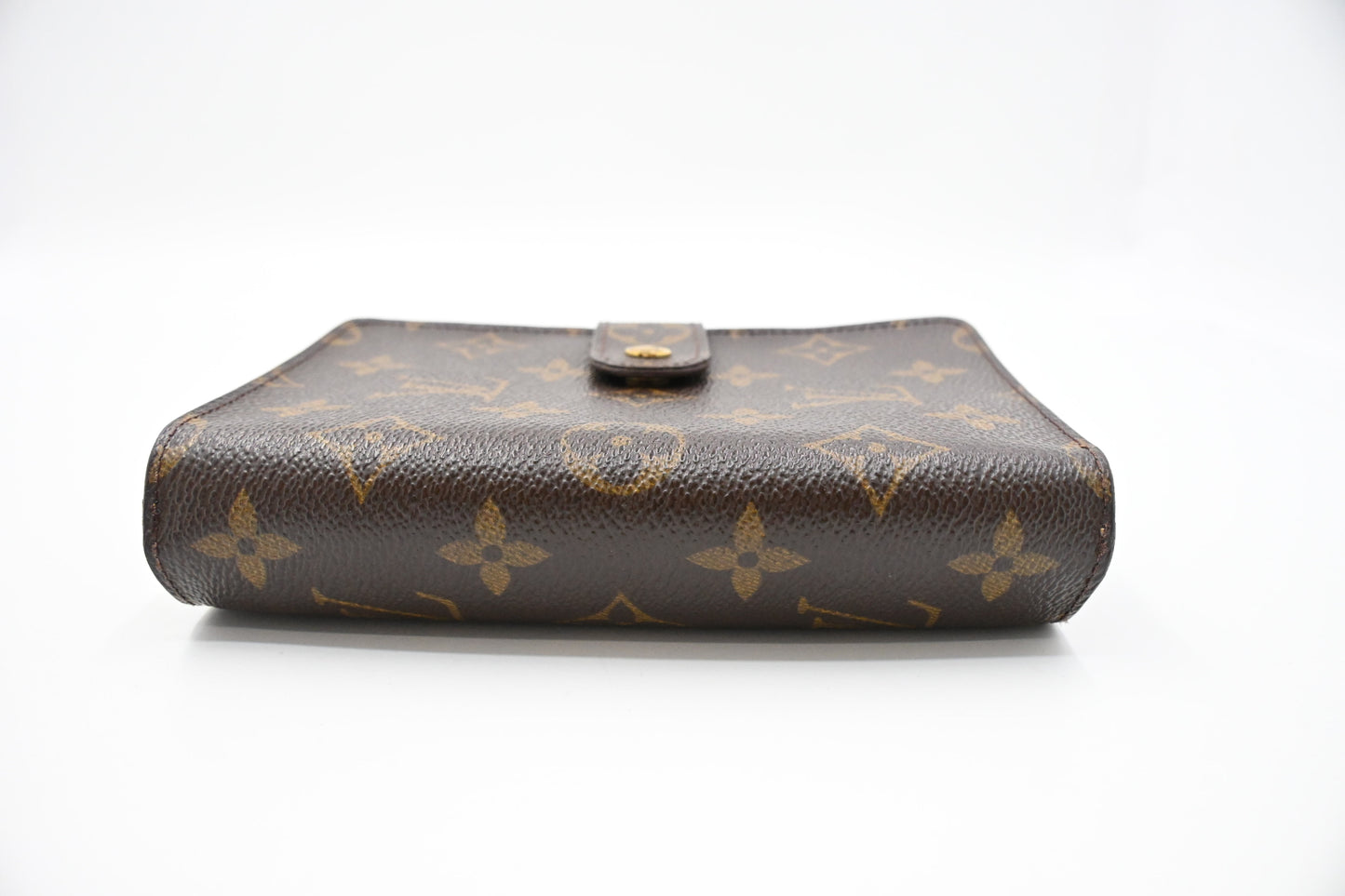 Louis Vuitton Wallet in Monogram Canvas