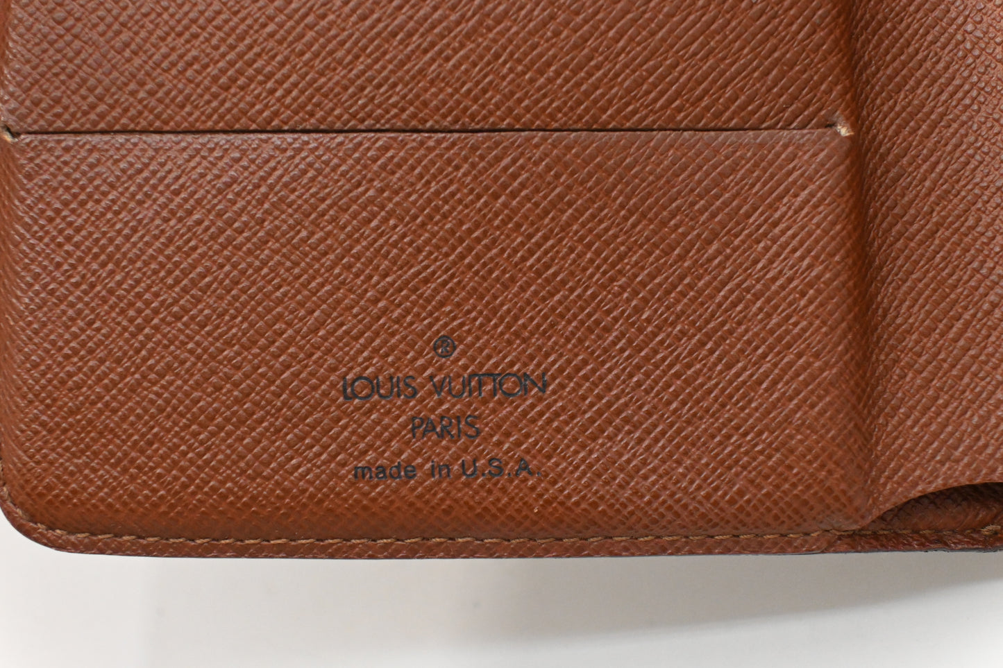 Louis Vuitton Wallet in Monogram Canvas
