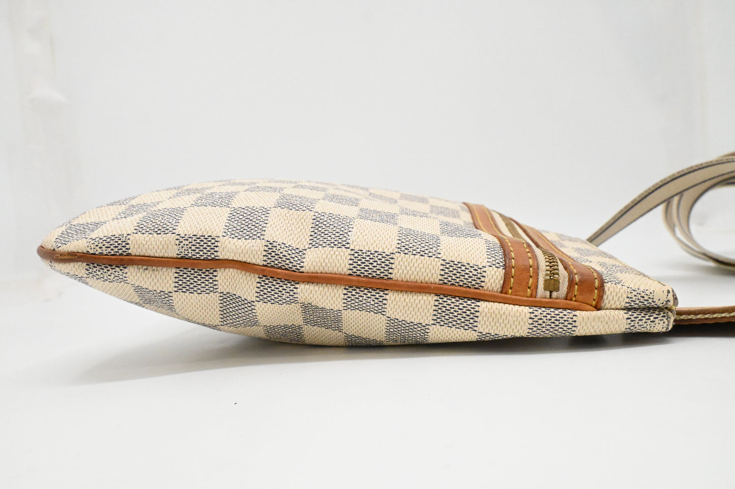 Louis Vuitton Pochette Bosphore in Damier Azur Canvas