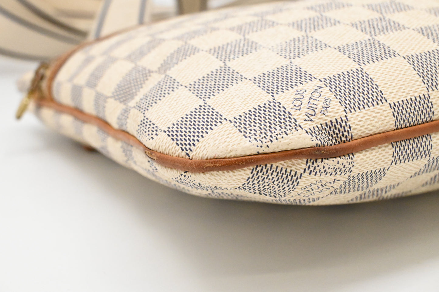 Louis Vuitton Pochette Bosphore in Damier Azur Canvas