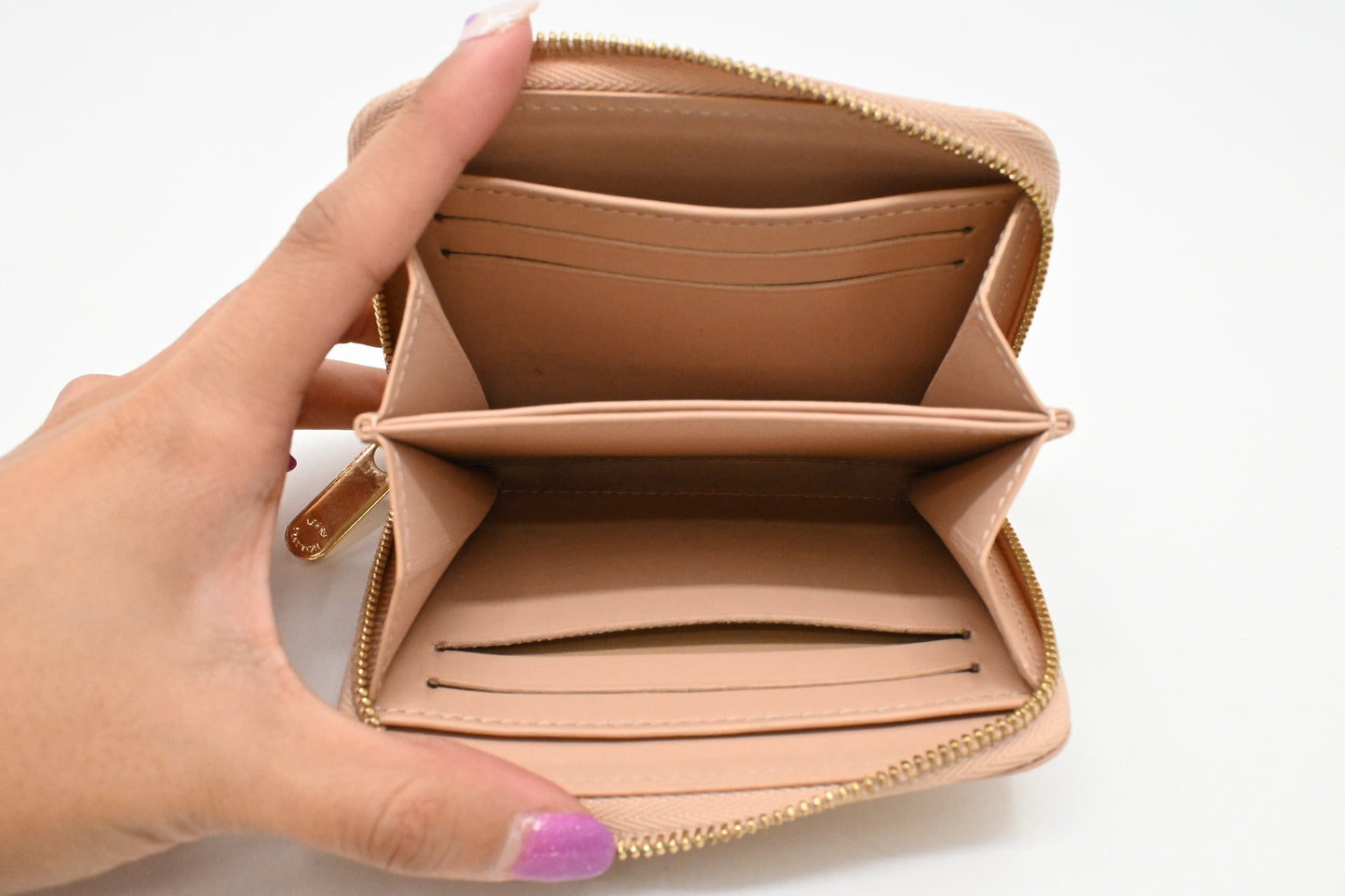 Louis Vuitton Zippy Compact Wallet in Beige Vernis Leather