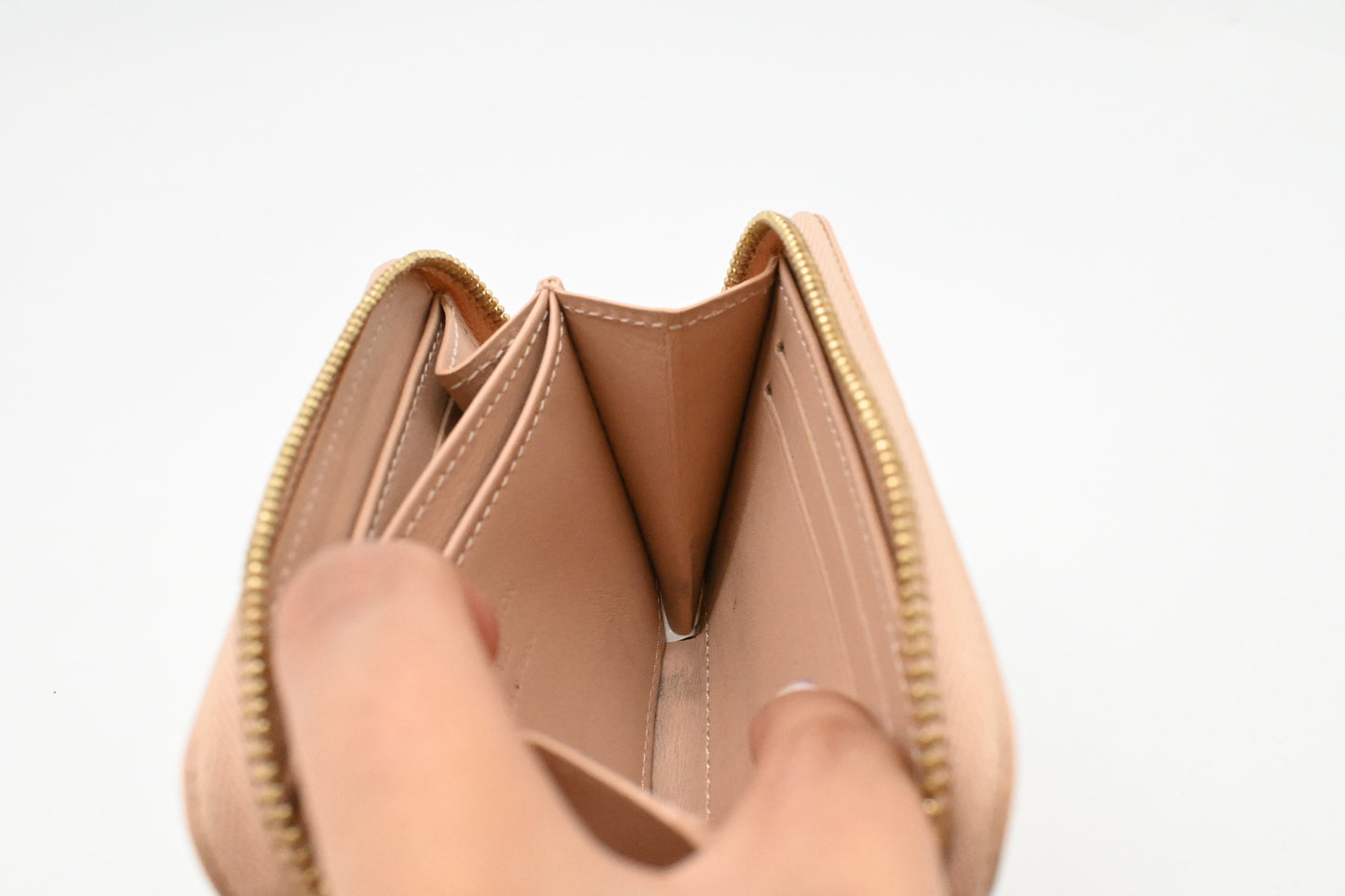 Louis Vuitton Zippy Compact Wallet in Beige Vernis Leather