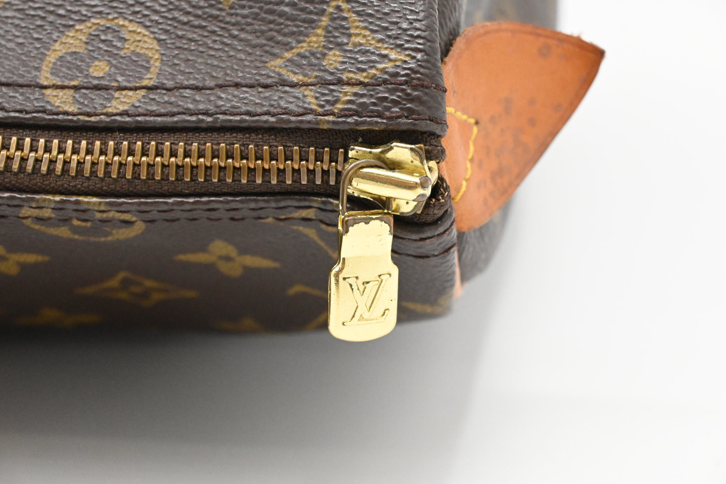 Louis Vuitton Sac Flanerie 45 in Monogram Canvas