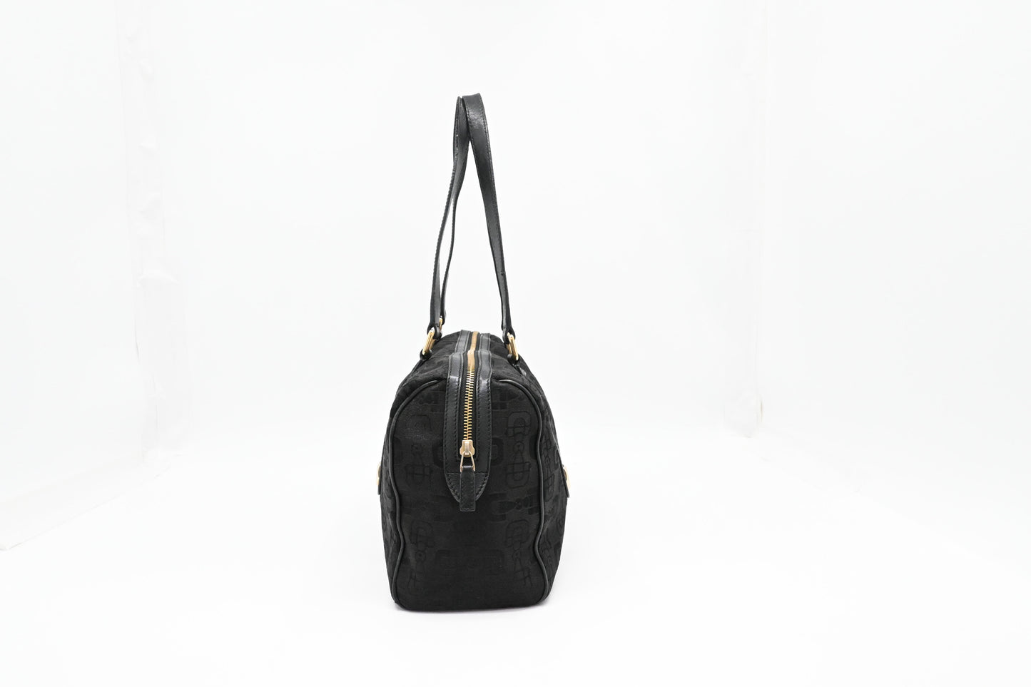 Gucci Shoulder Bag in Black Horsebit Canvas