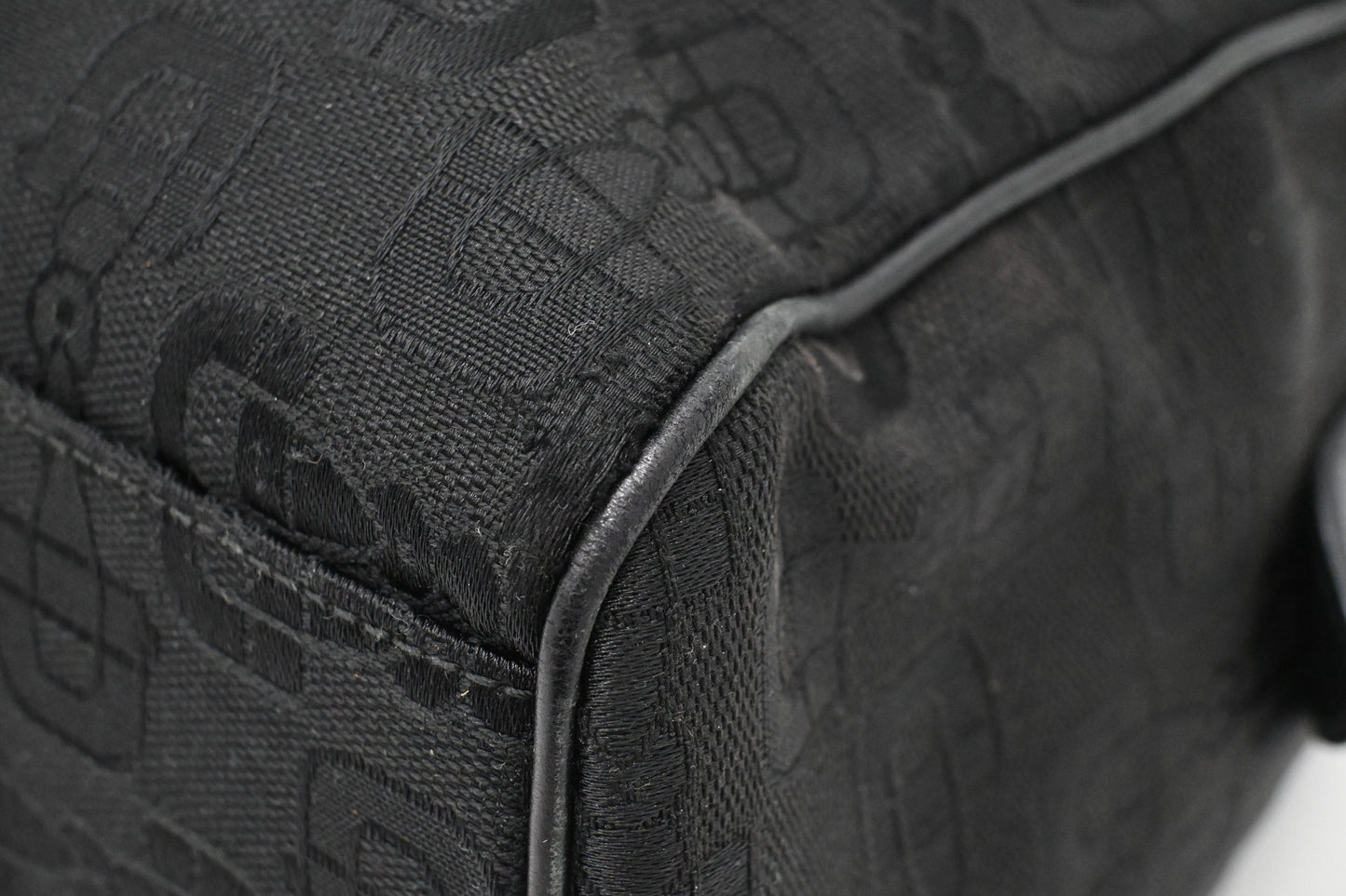 Gucci Shoulder Bag in Black Horsebit Canvas