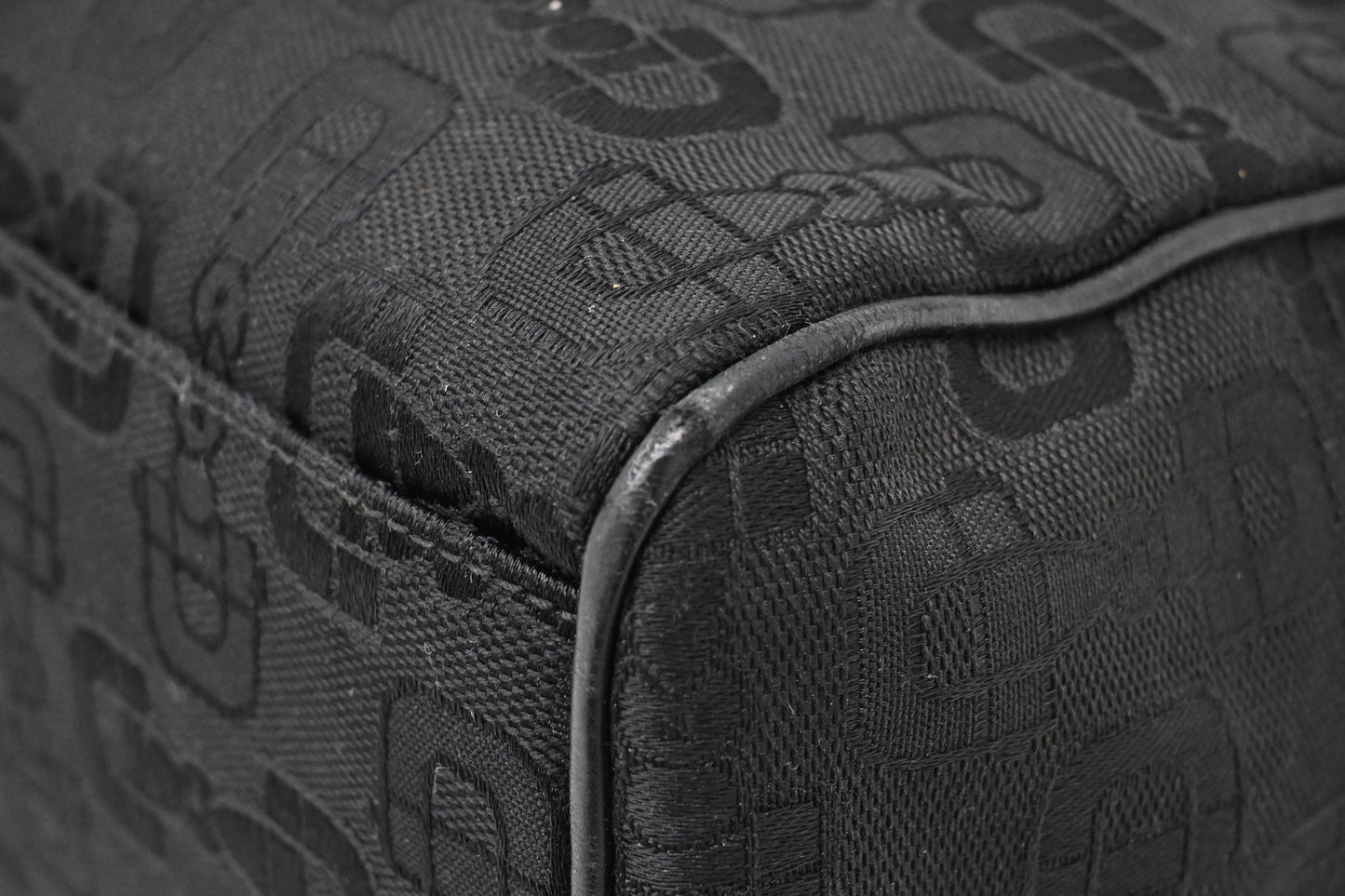 Gucci Shoulder Bag in Black Horsebit Canvas