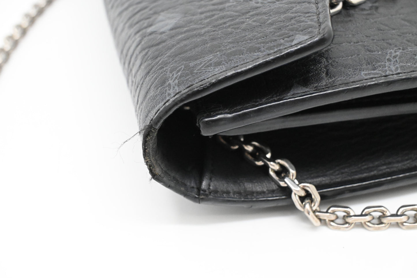 MCM Chain Clutch in Black Visetos Canvas