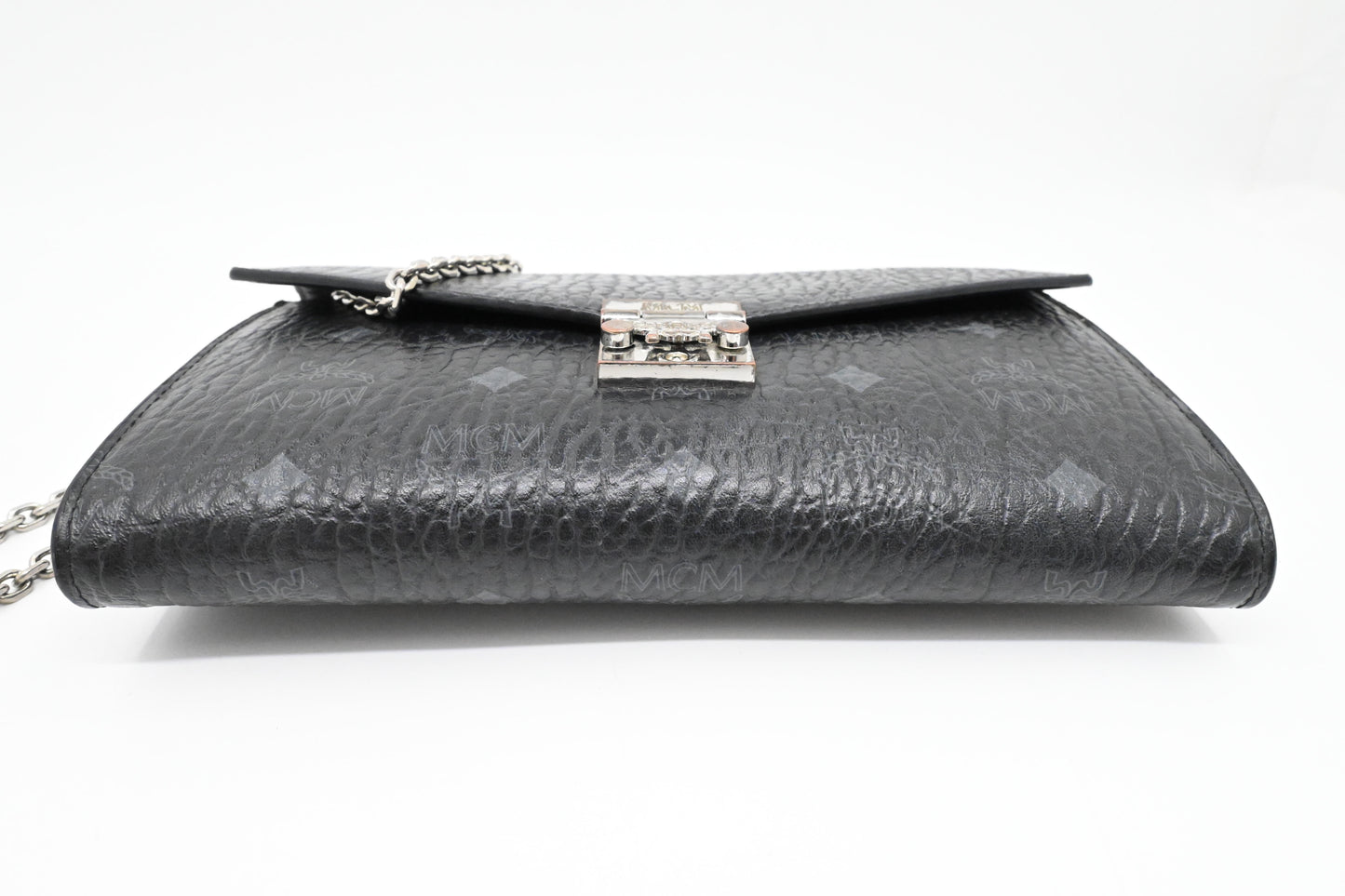 MCM Chain Clutch in Black Visetos Canvas