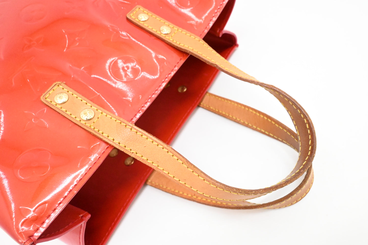 Louis Vuitton Reade PM In Red Vernis Leather