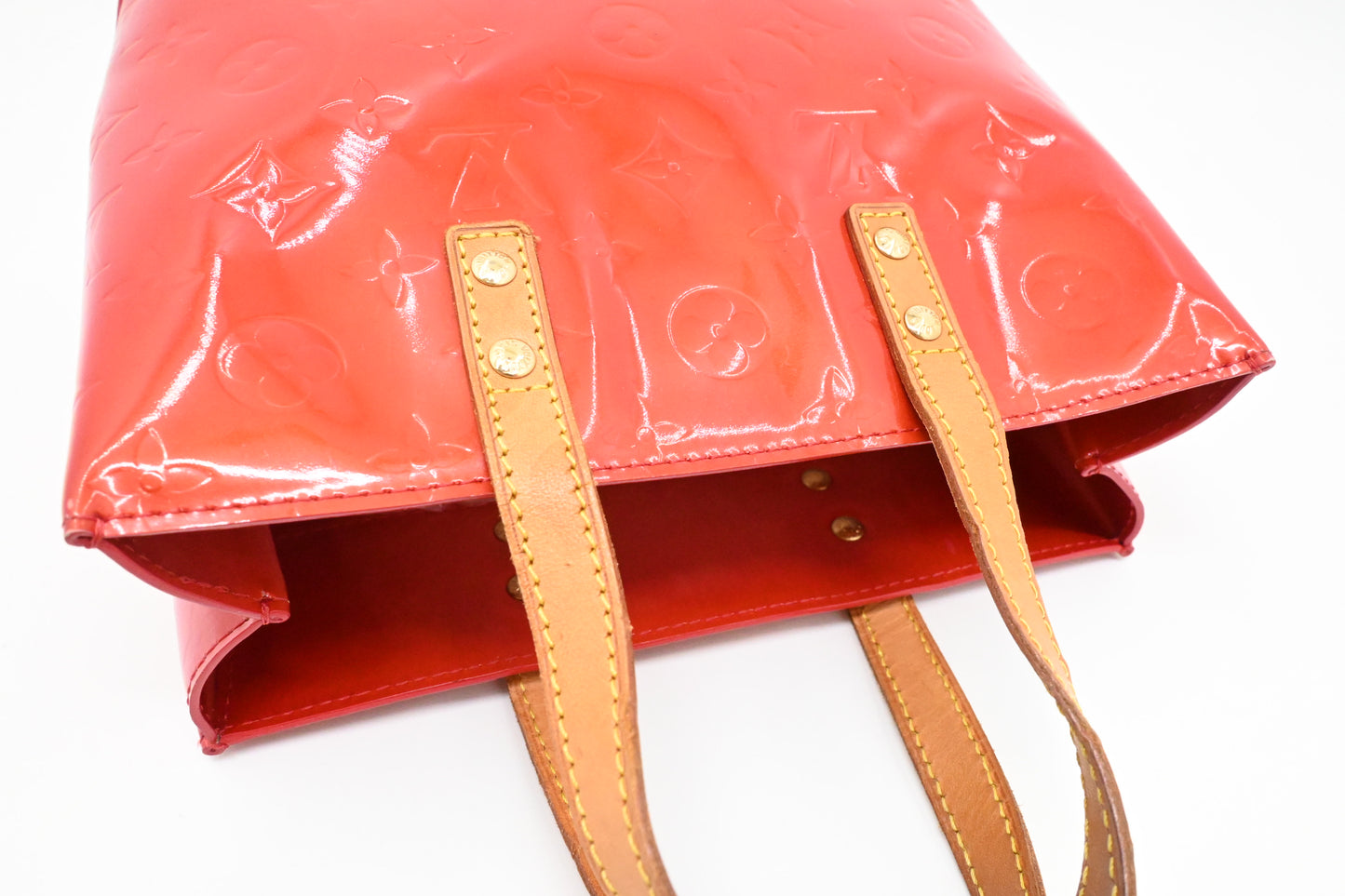 Louis Vuitton Reade PM In Red Vernis Leather