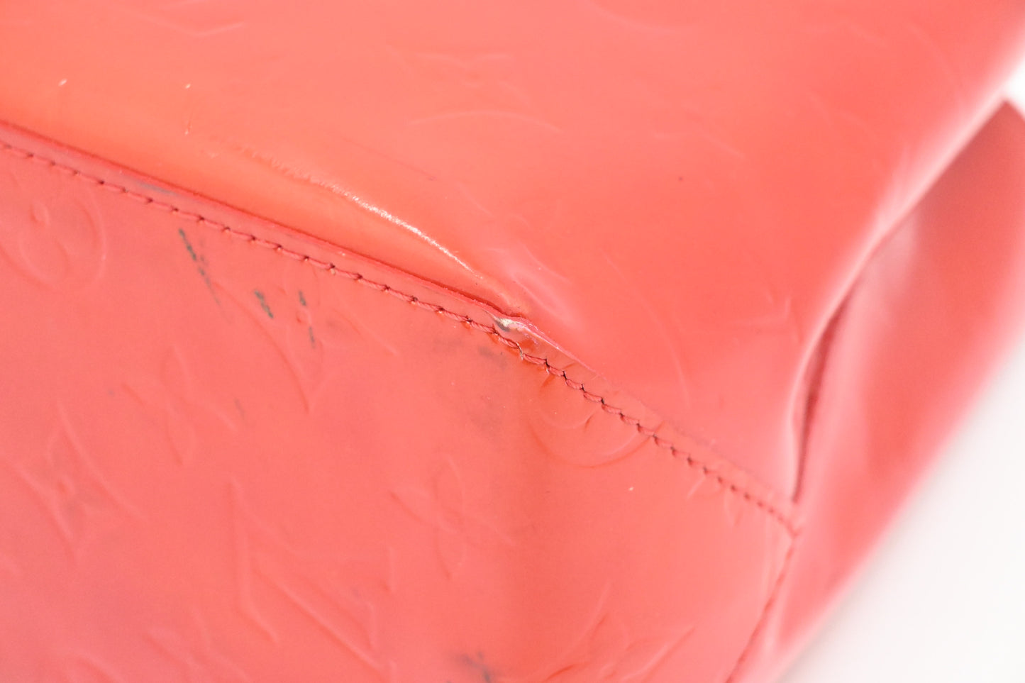 Louis Vuitton Reade PM In Red Vernis Leather