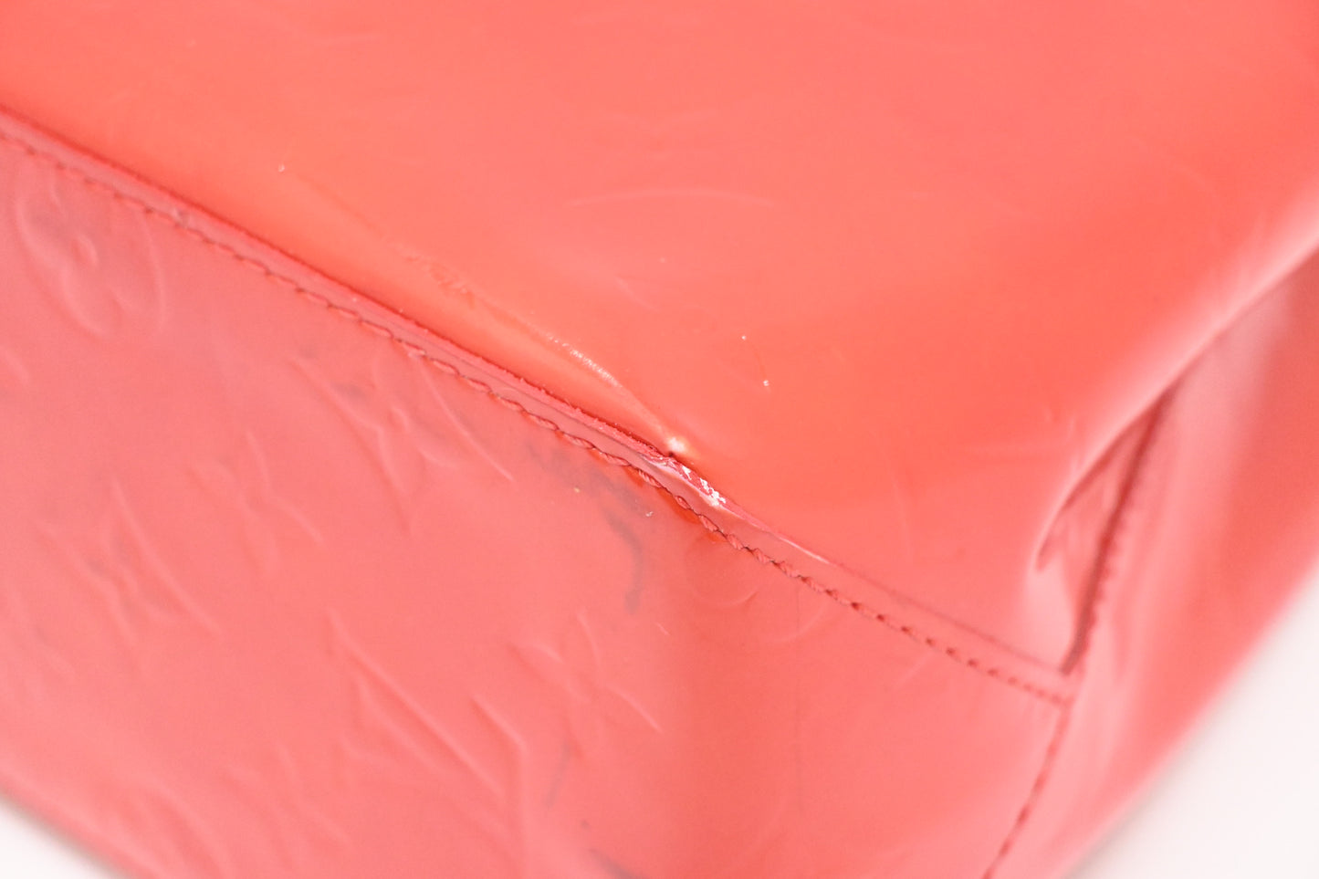 Louis Vuitton Reade PM In Red Vernis Leather