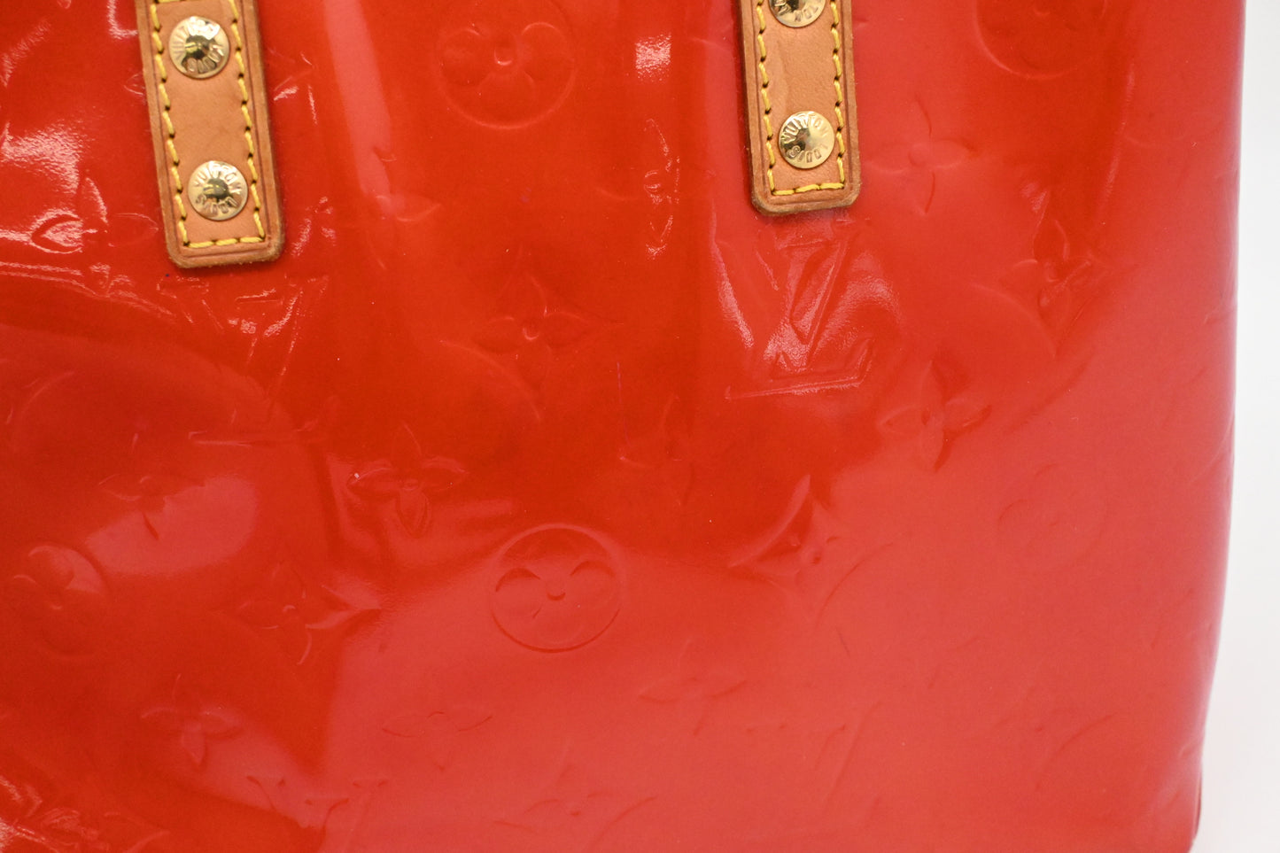 Louis Vuitton Reade PM In Red Vernis Leather