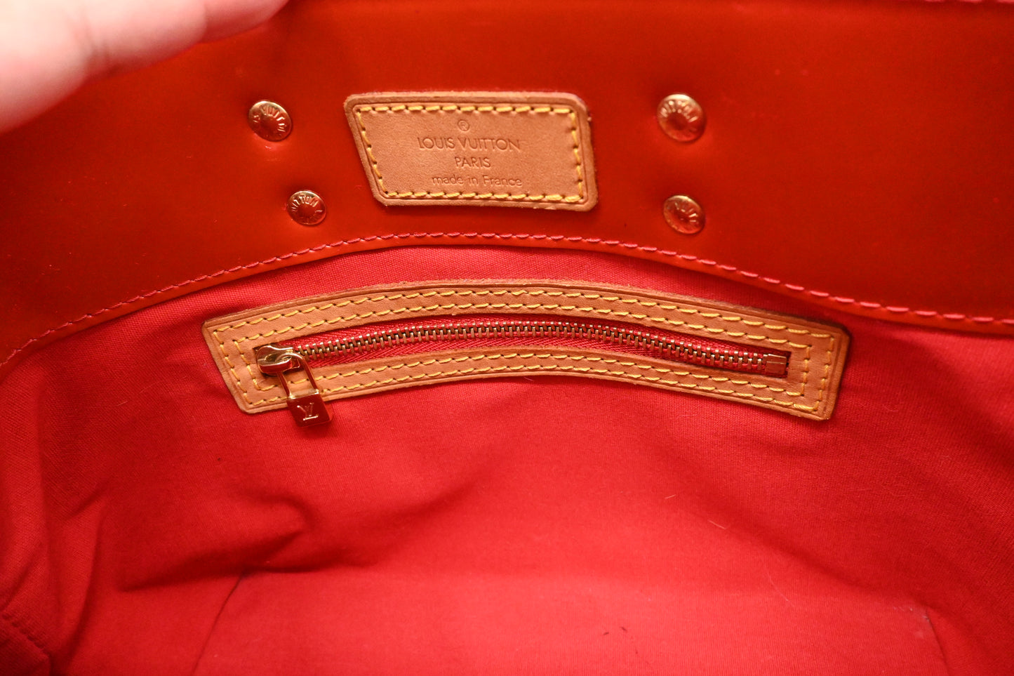 Louis Vuitton Reade PM In Red Vernis Leather