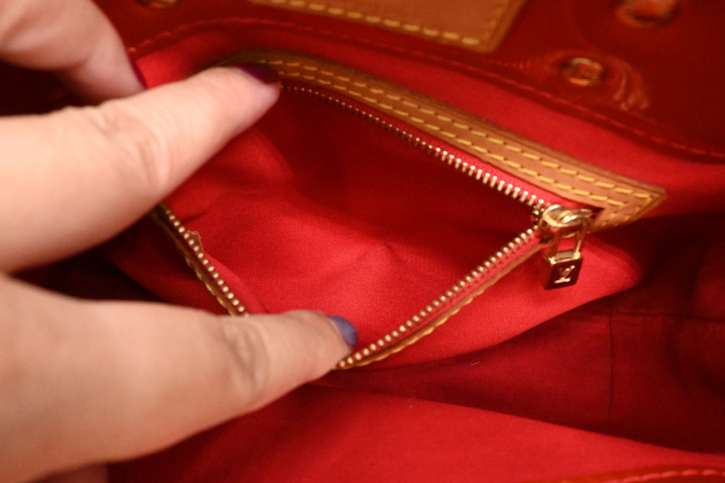 Louis Vuitton Reade PM In Red Vernis Leather
