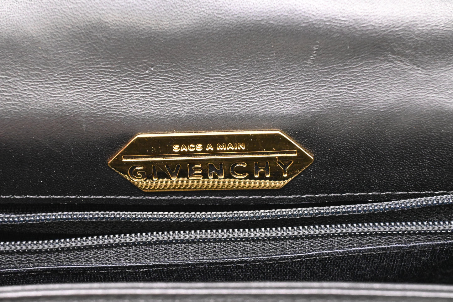 Givenchy Handbag in Black Leather
