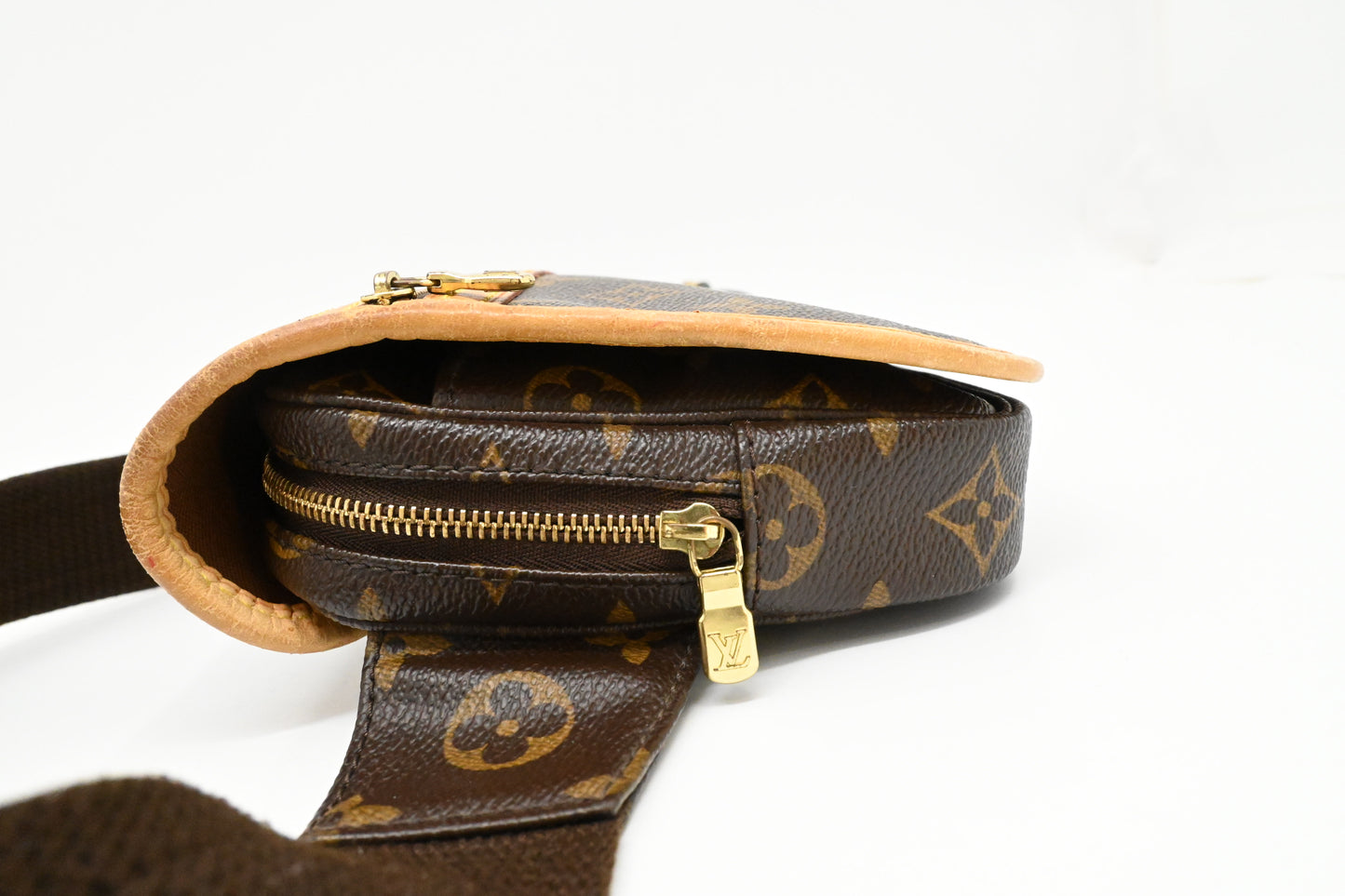 Louis Vuitton Bosphore Bumbag in Monogram Canvas