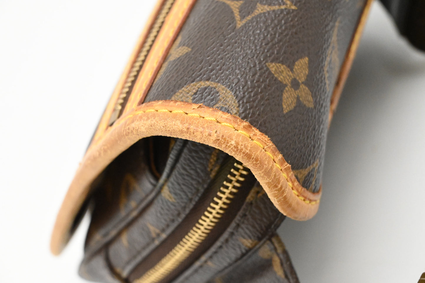 Louis Vuitton Bosphore Bumbag in Monogram Canvas