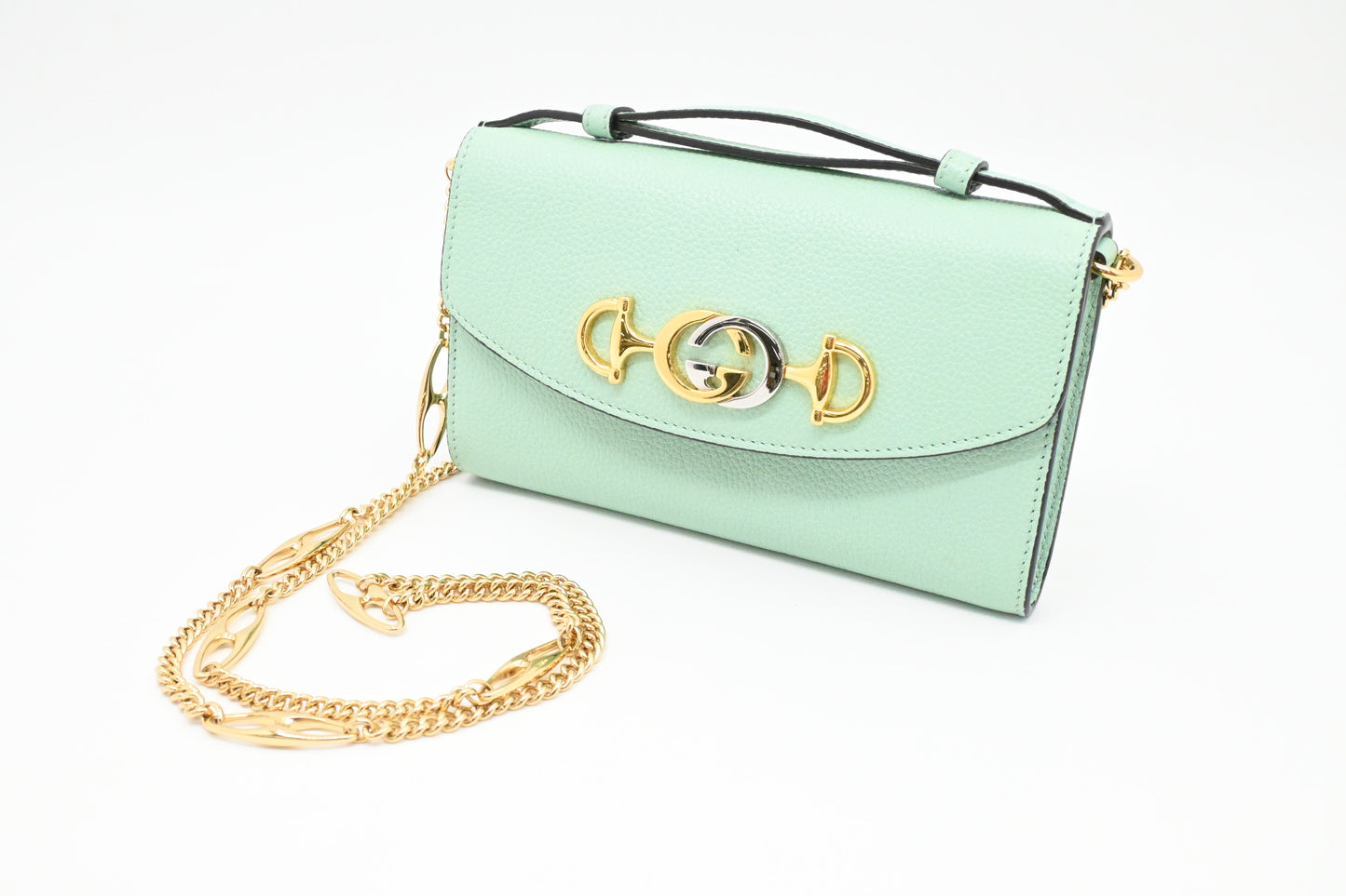 Gucci Chain Shoulder Bag in Green Leather