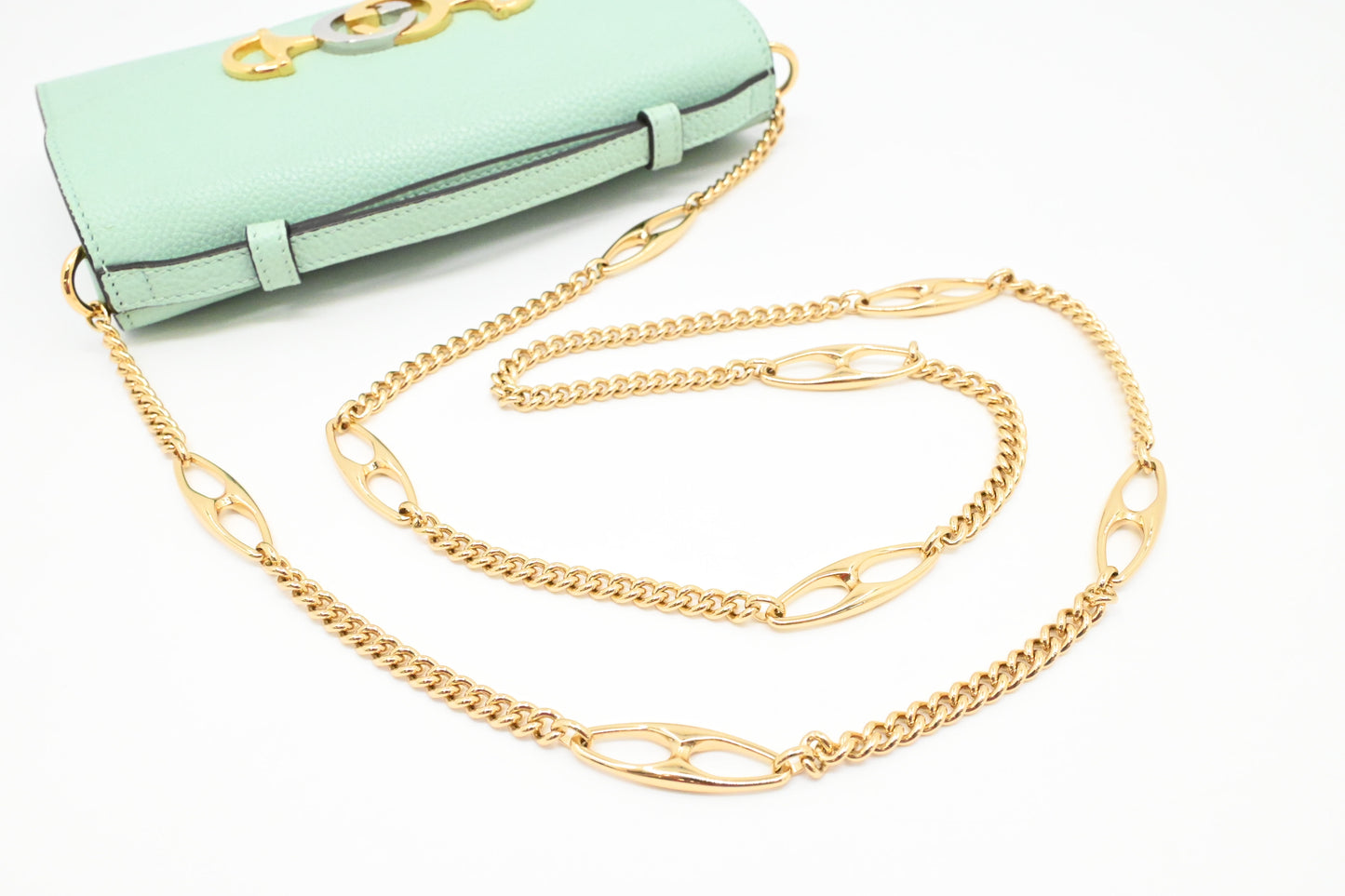 Gucci Chain Shoulder Bag in Green Leather