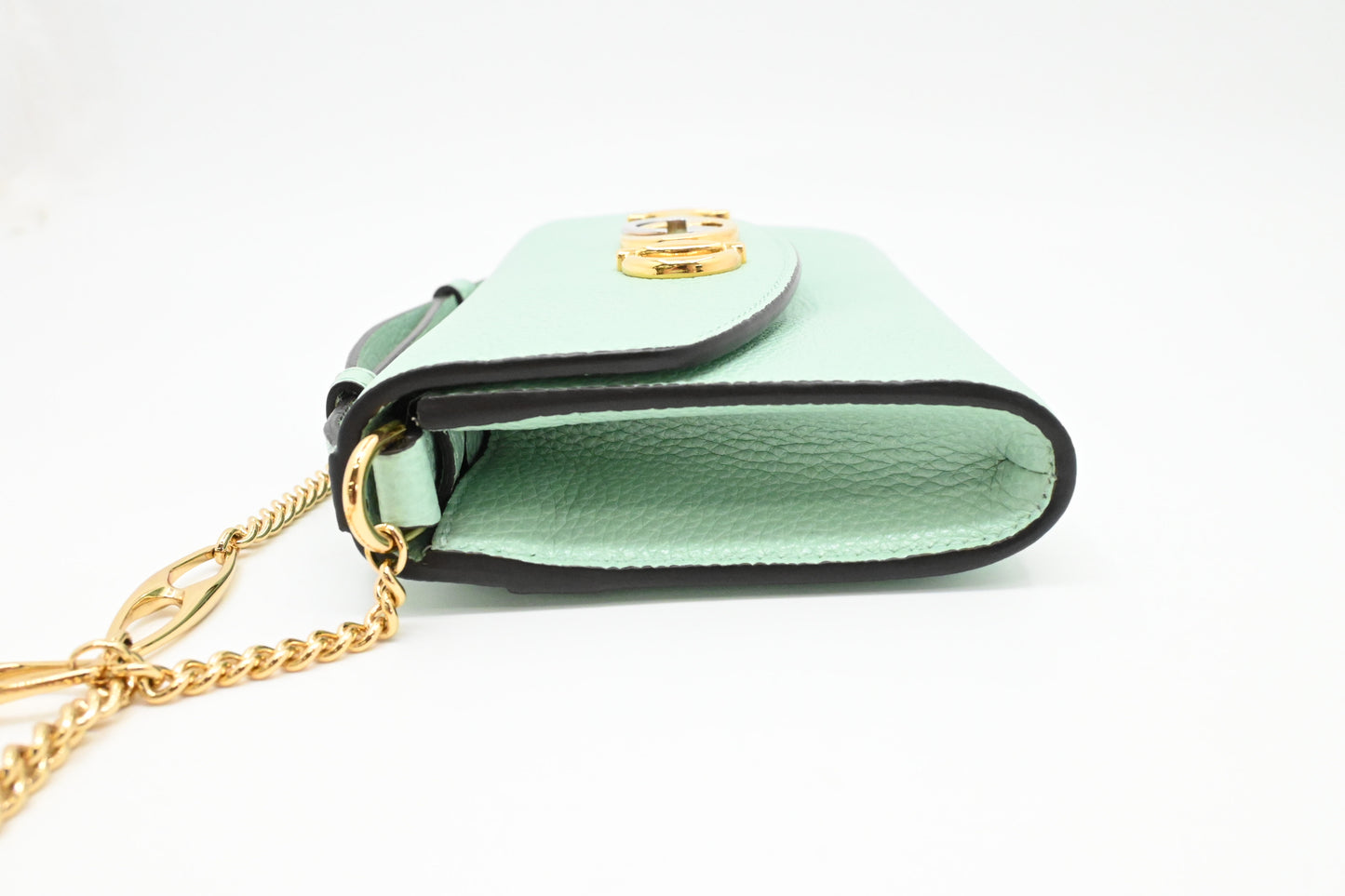 Gucci Chain Shoulder Bag in Green Leather