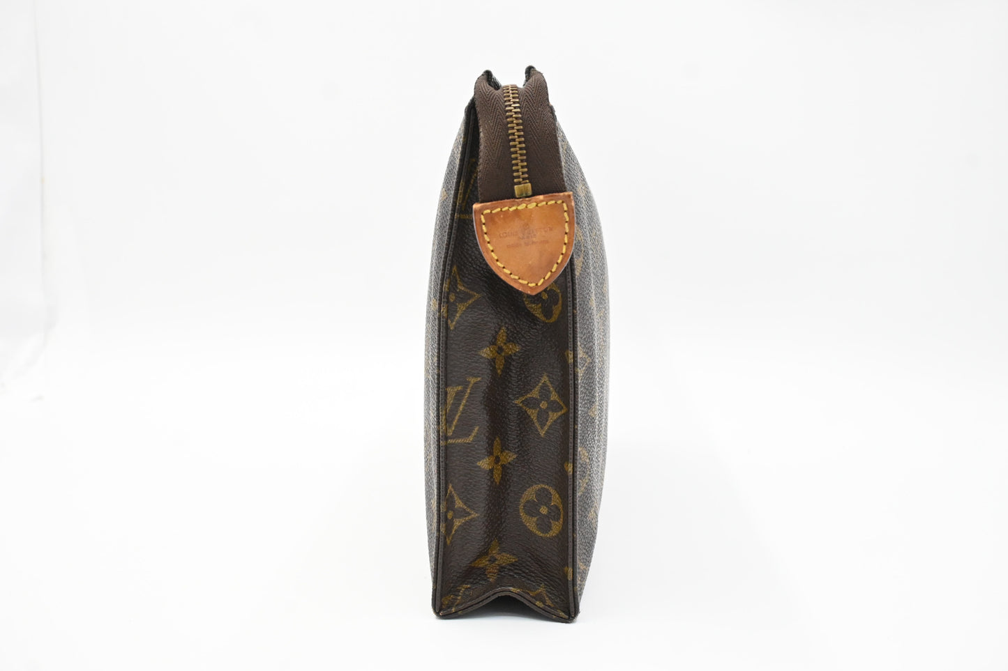 Louis Vuitton Toiletry 26 in Monogram Canvas