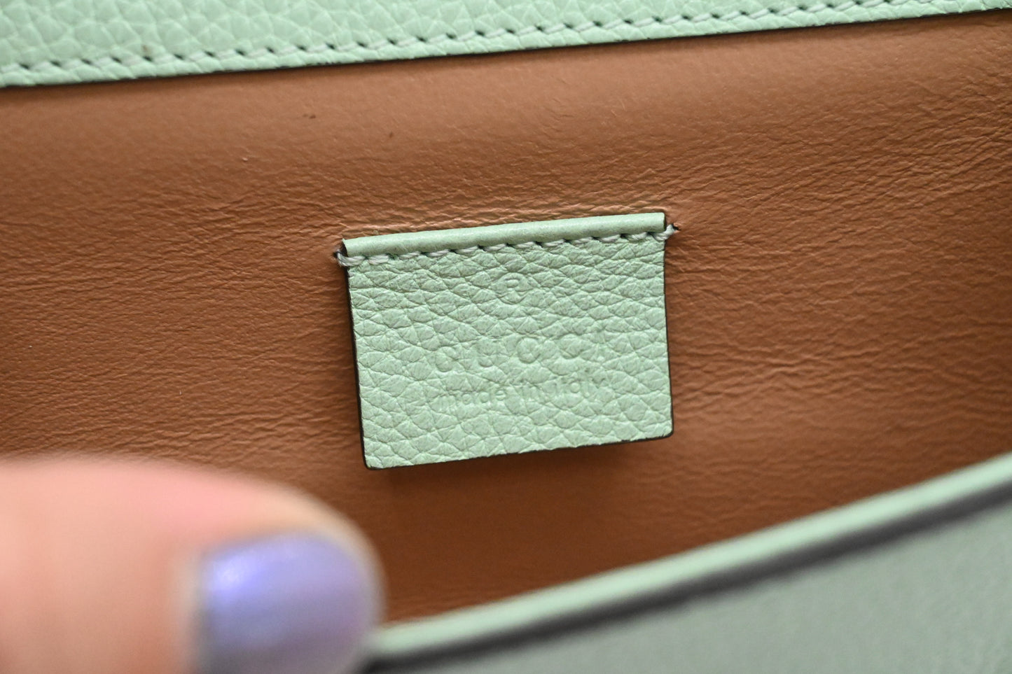 Gucci Chain Shoulder Bag in Green Leather