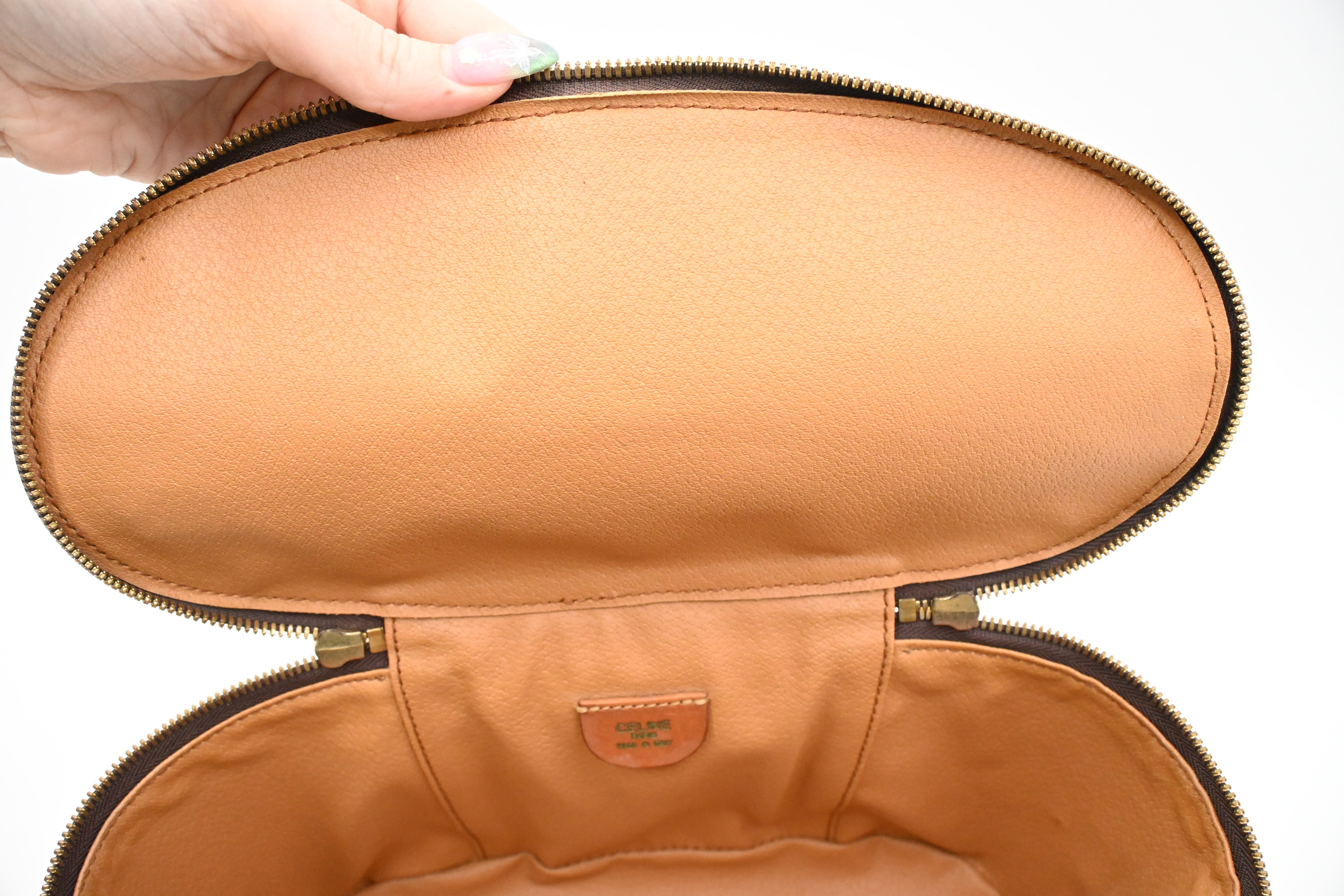 バッグ Celine Macadam Vanity Pouch Bag Brown Celine Vanity Pouch in Brown Macadam Canvas – Weekly Lux Drop