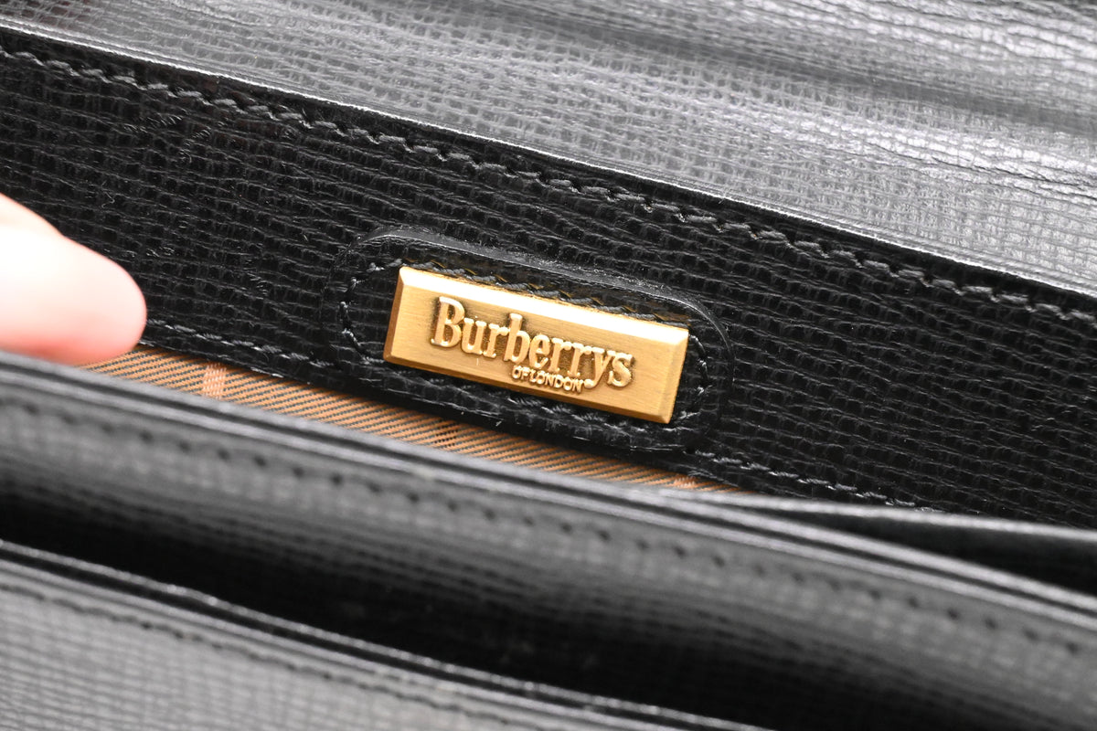 Burberry Clutch Bag in Black Leather
