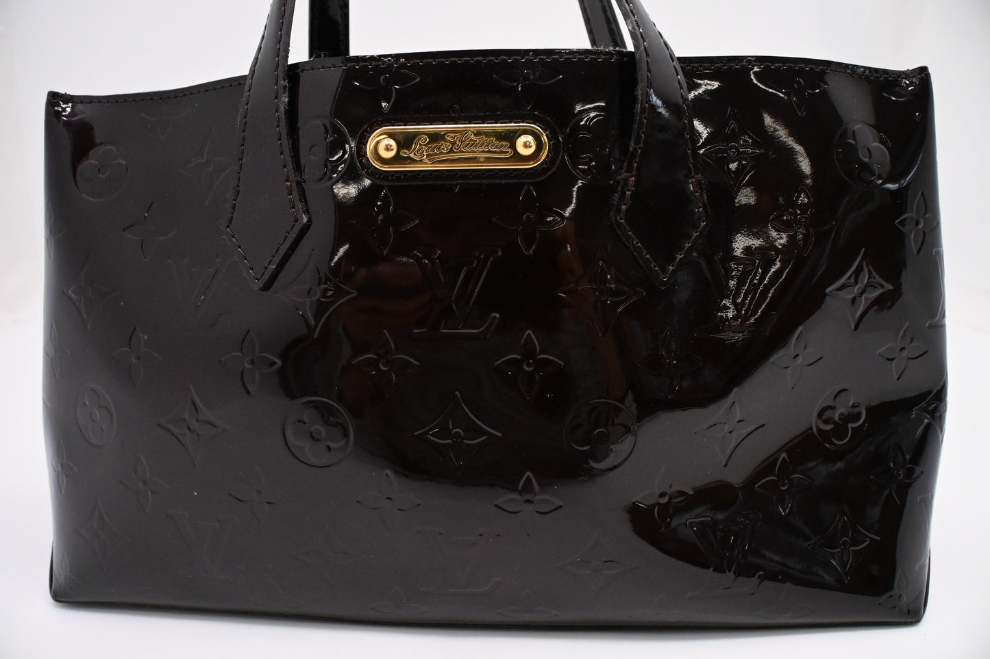 Louis Vuitton Wilshire PM in Amarante Vernis Leather