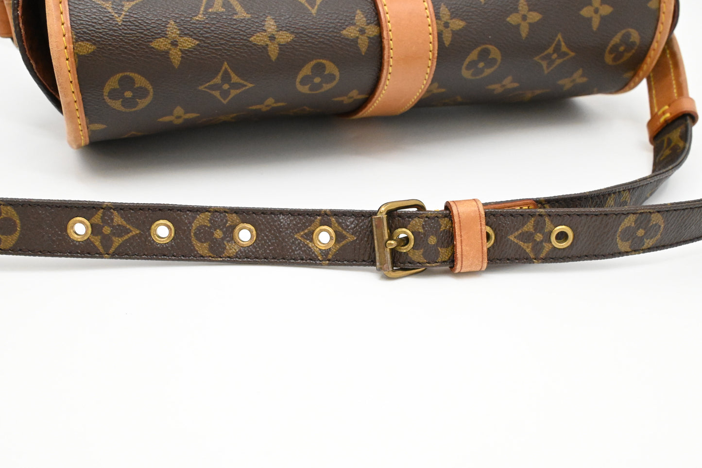 Louis Vuitton Marne in Monogram Canvas