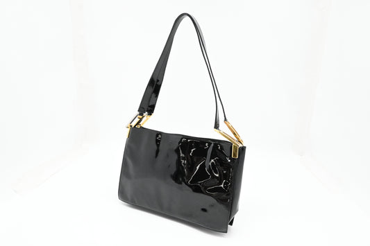 Fendi Shoulder Bag in Black Patent Leather