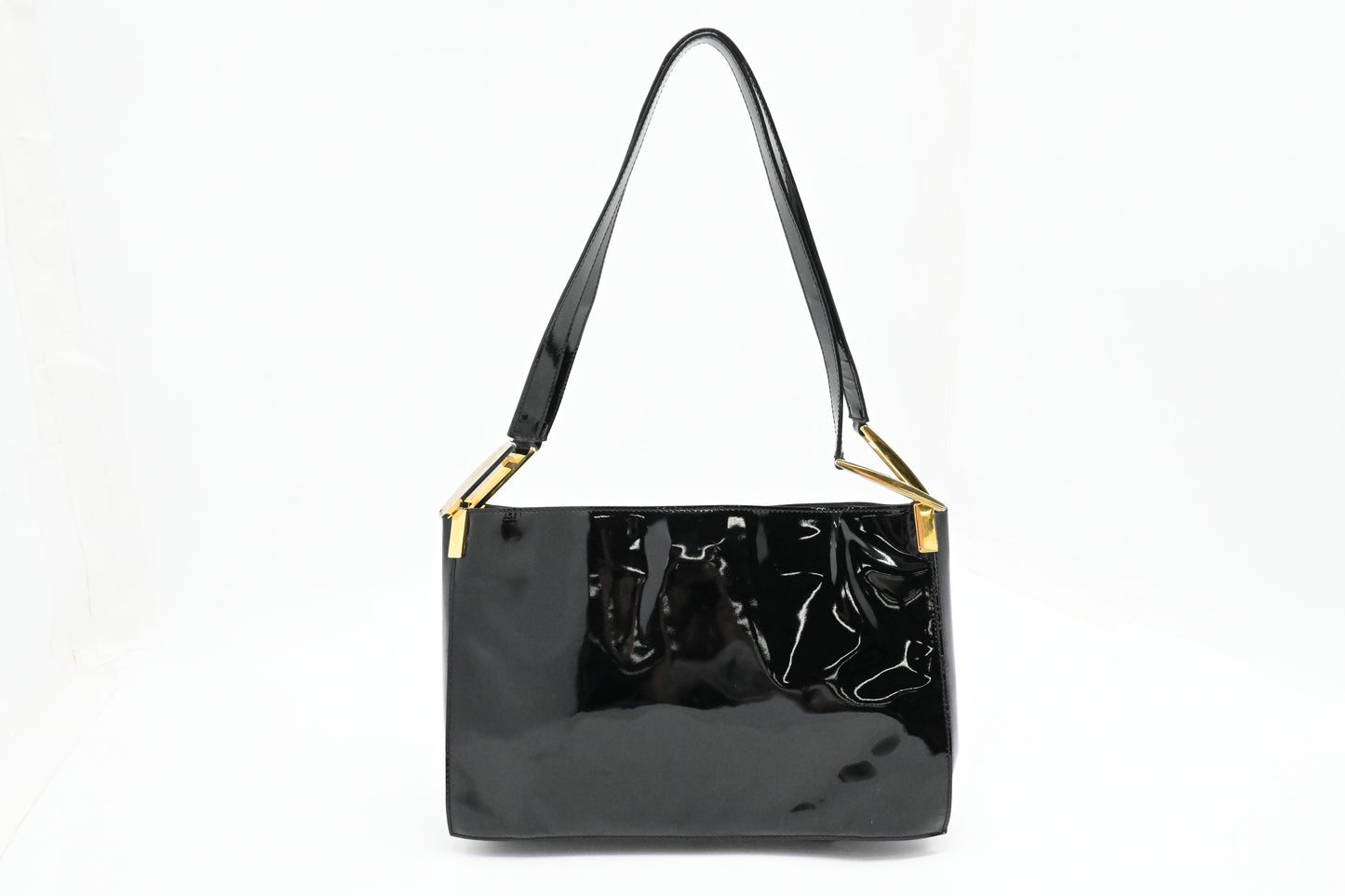 Fendi Shoulder Bag in Black Patent Leather