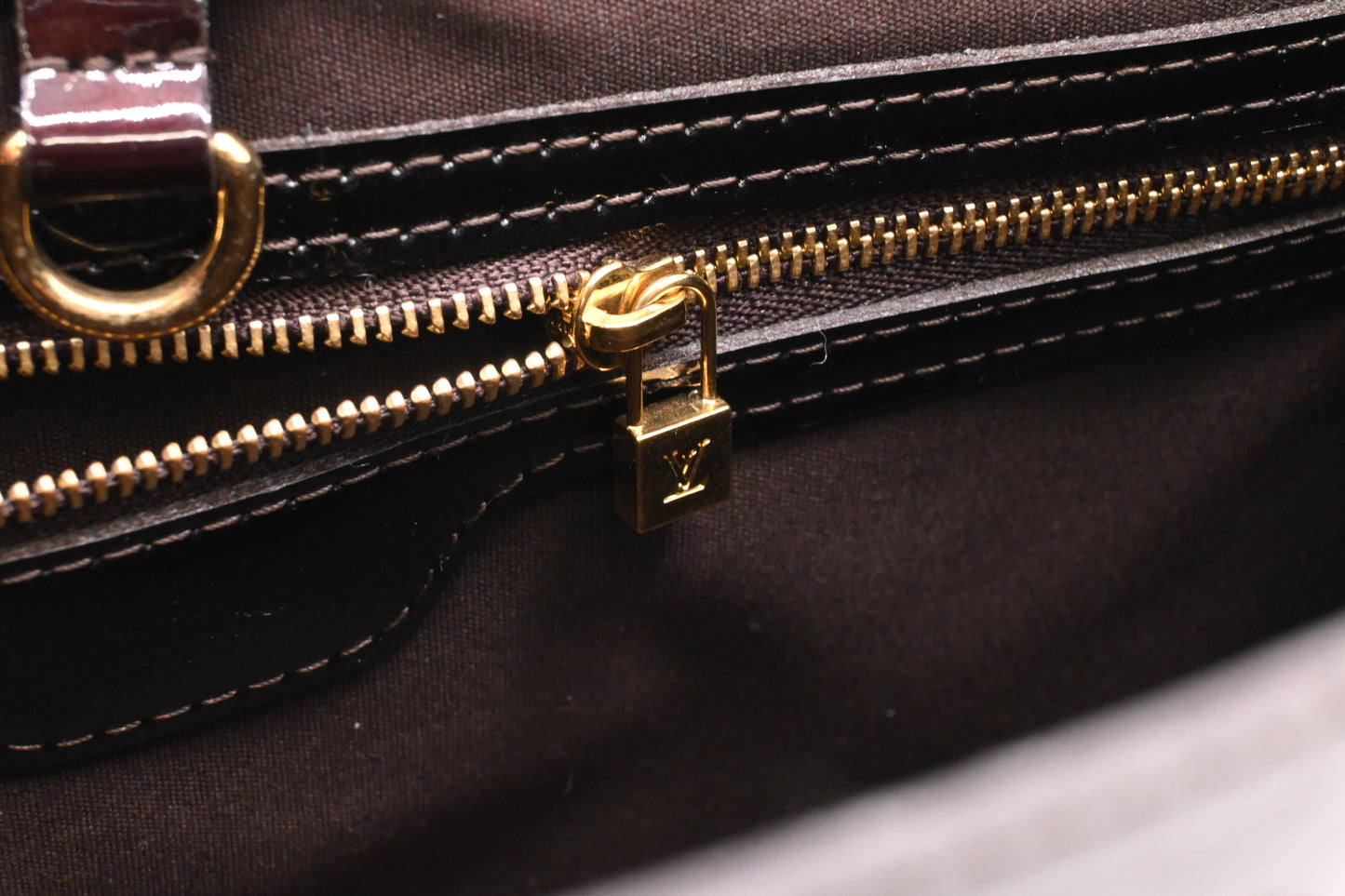 Louis Vuitton Wilshire PM in Amarante Vernis Leather